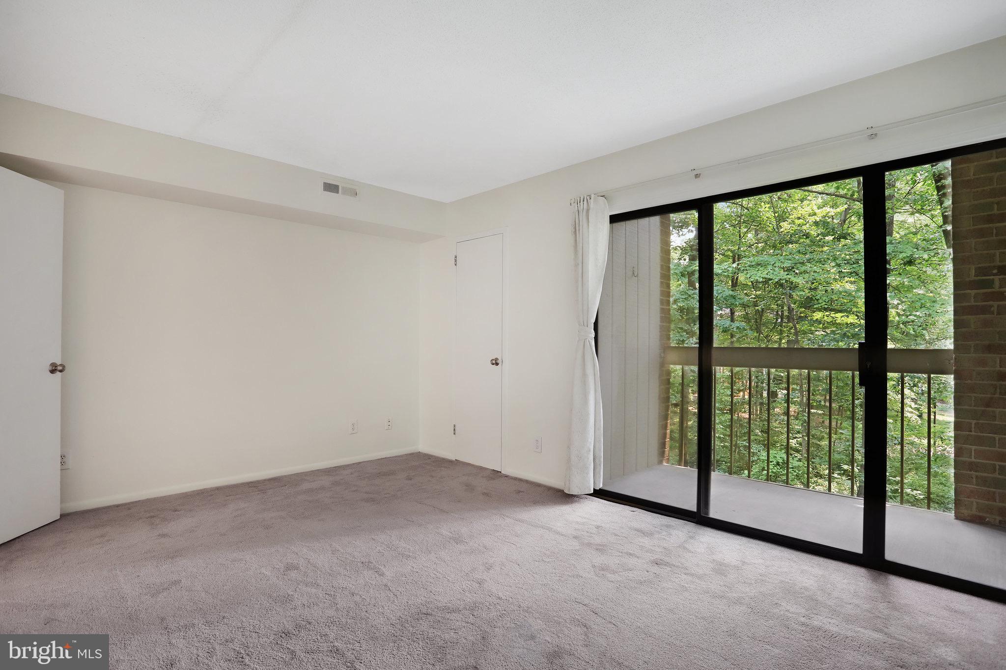 LAKEVIEW - Residential Lease