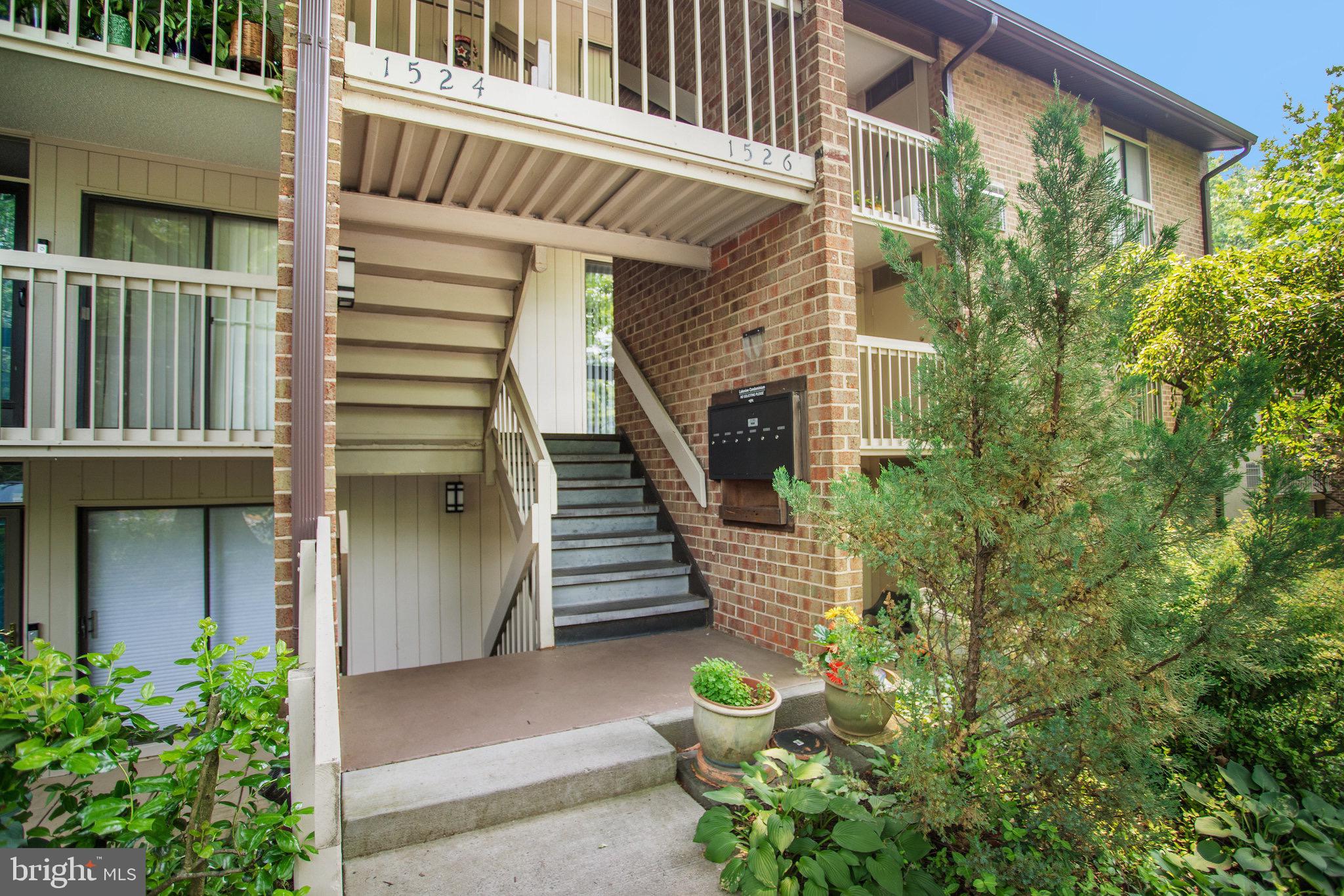 LAKEVIEW - Residential Lease