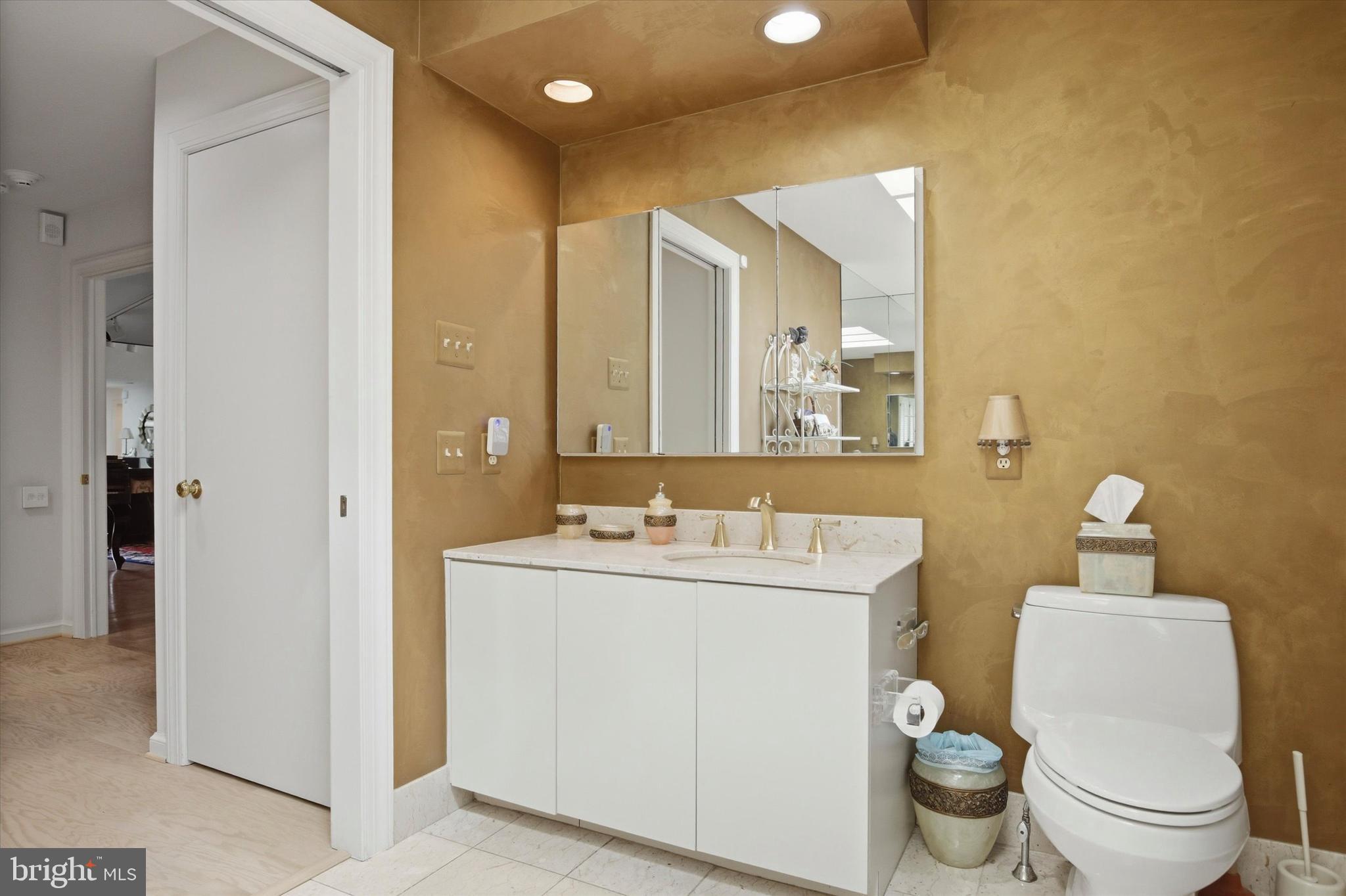 WHITPAIN FARM - Residential