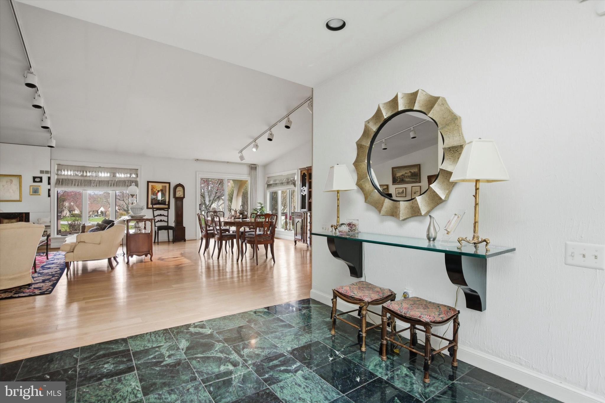 WHITPAIN FARM - Residential