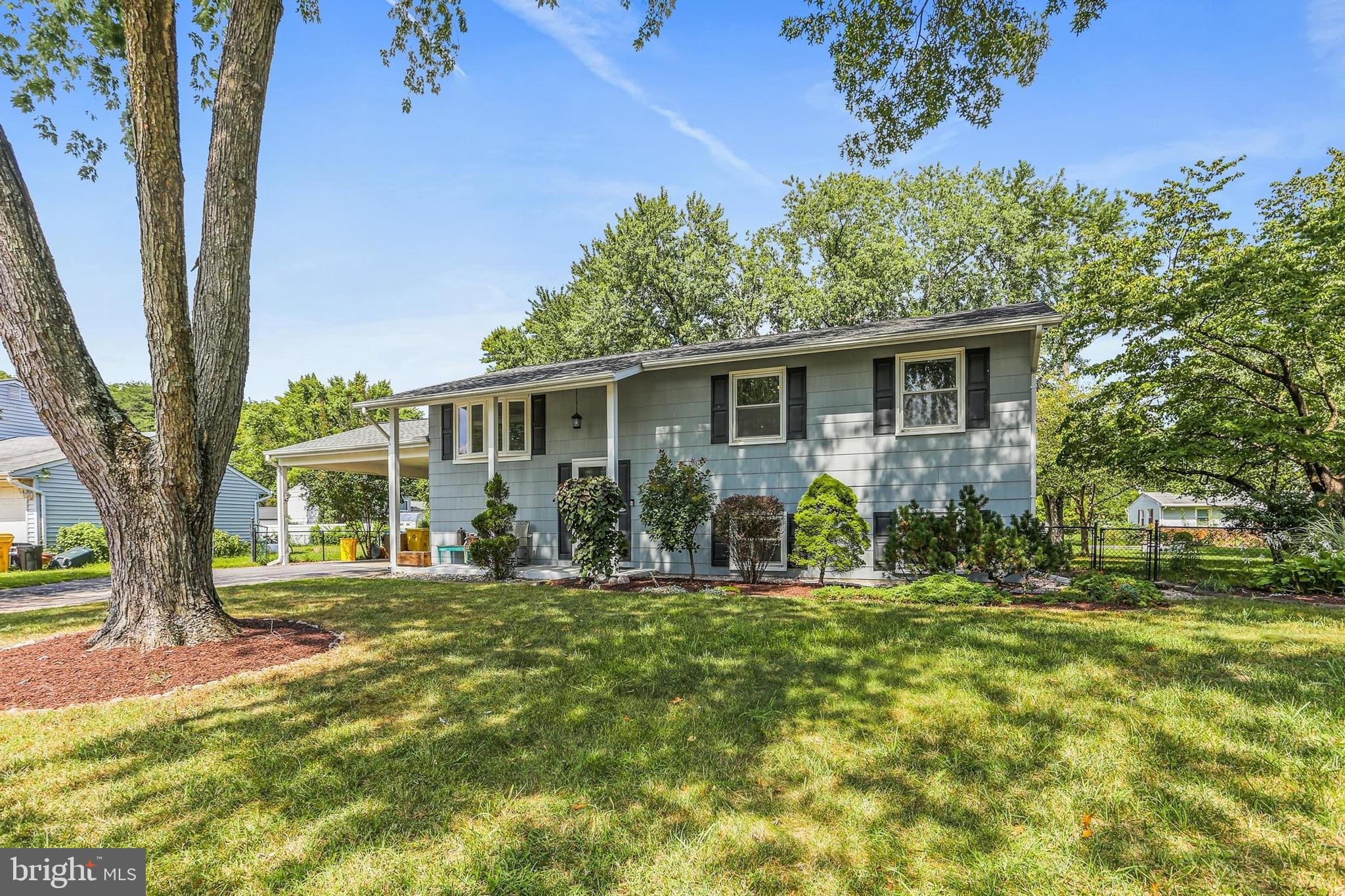 MUNSON HEIGHTS - Residential Lease