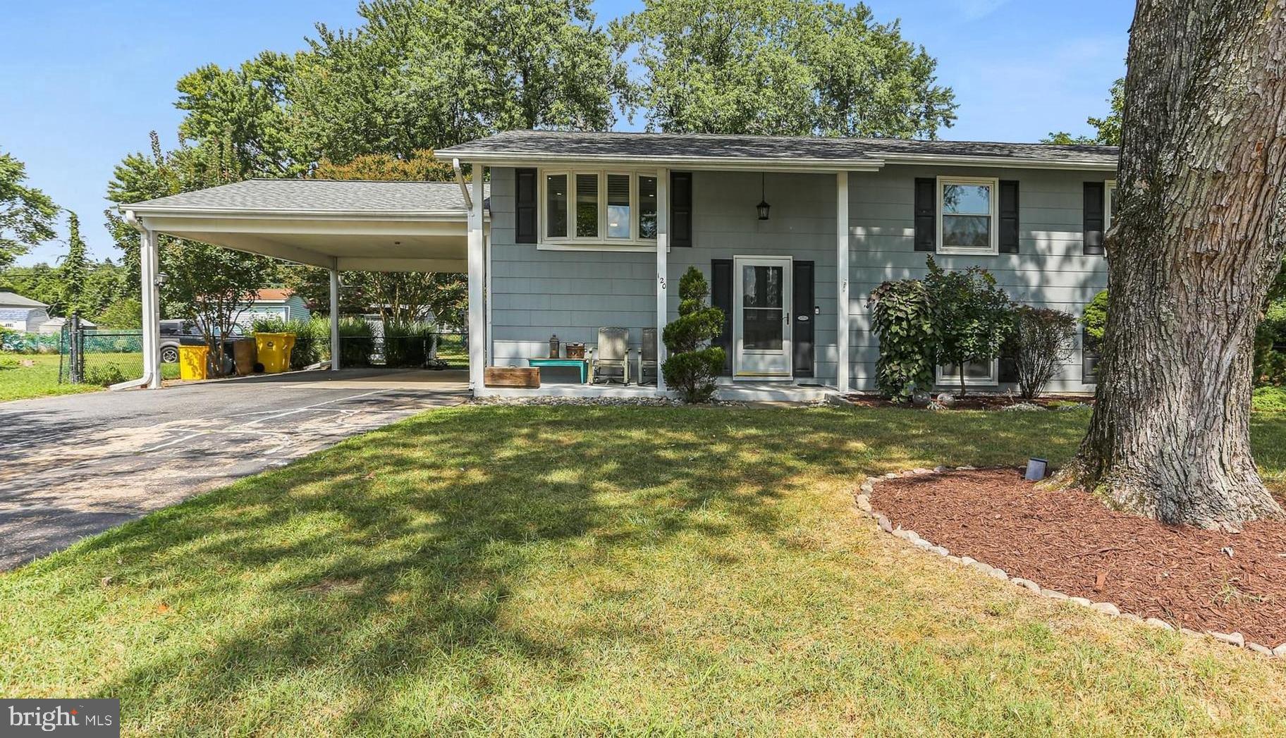 MUNSON HEIGHTS - Residential Lease