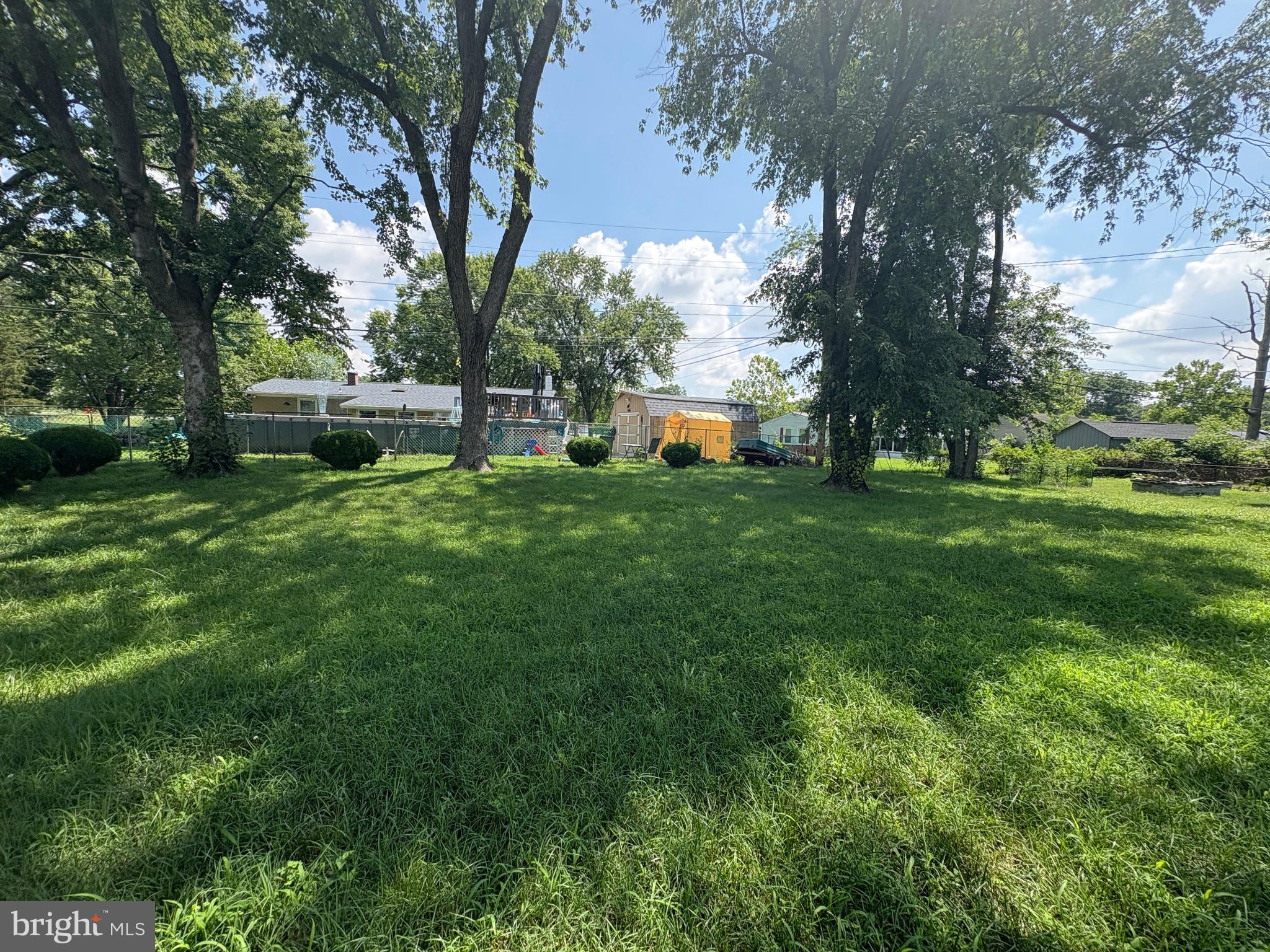 MUNSON HEIGHTS - Residential Lease