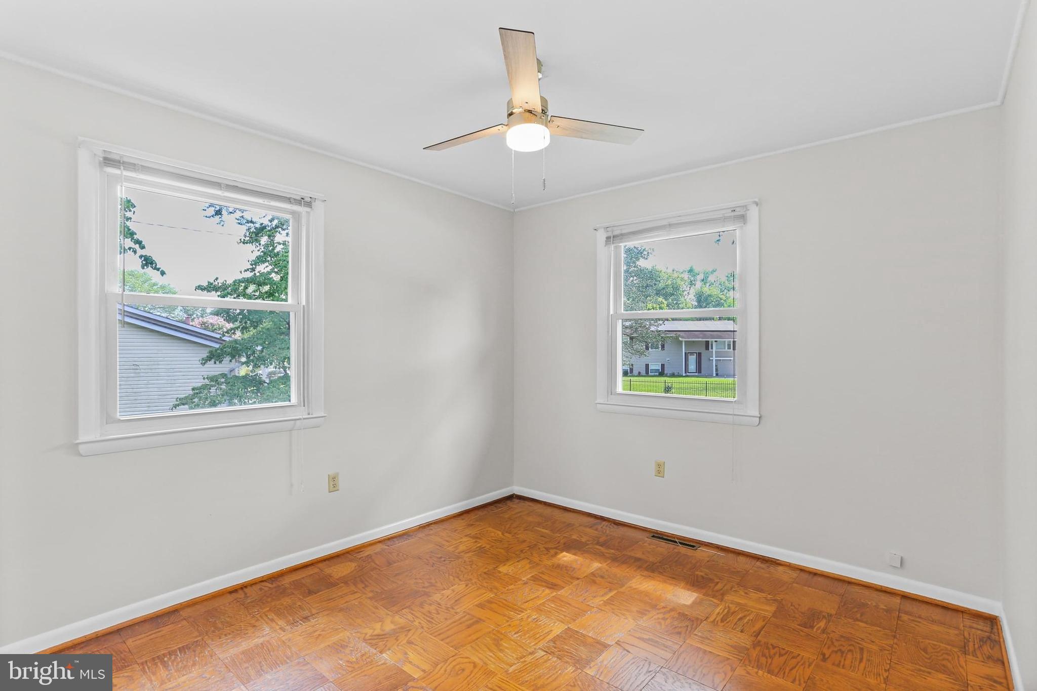 MUNSON HEIGHTS - Residential Lease