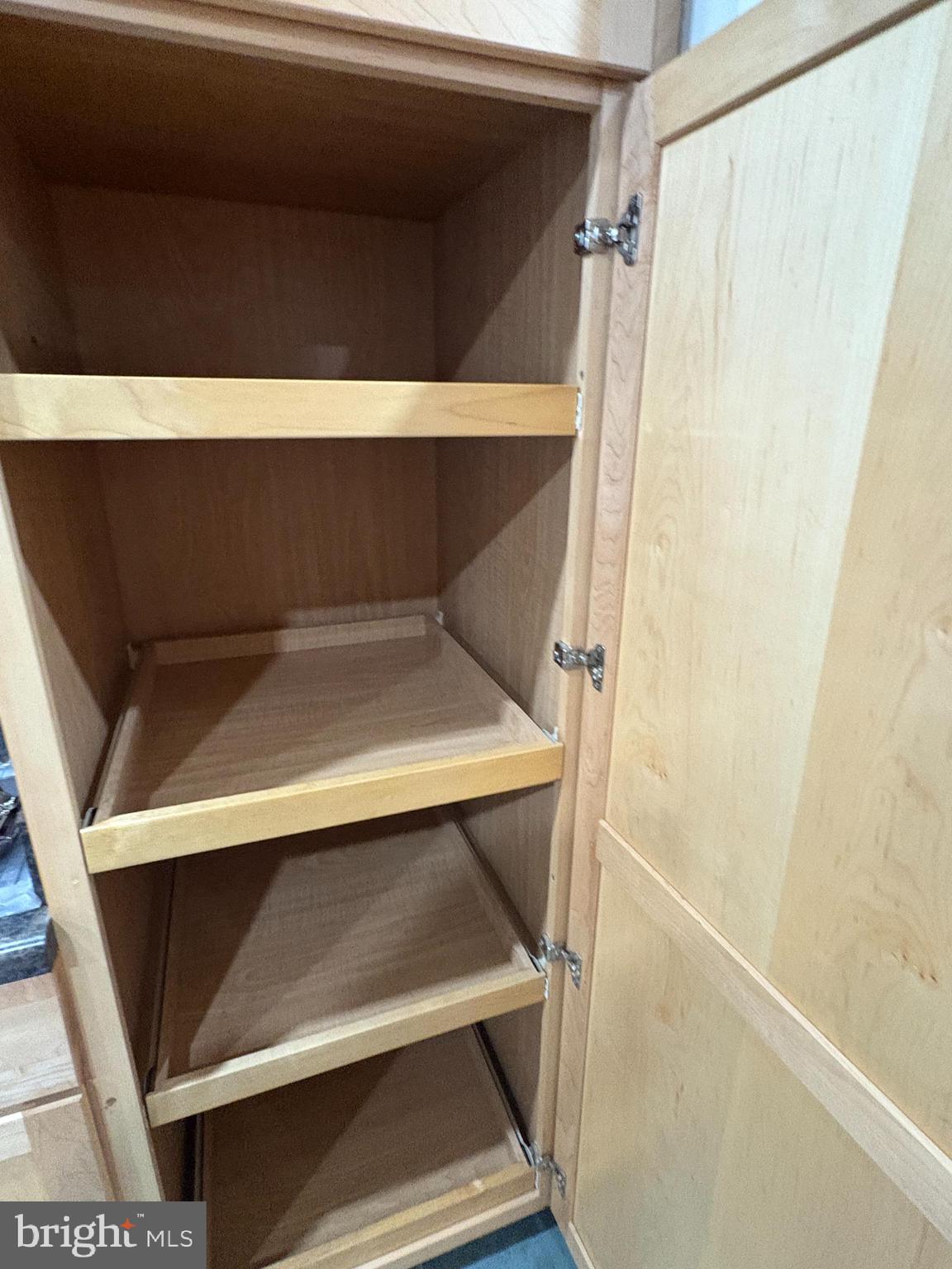 MUNSON HEIGHTS - Residential Lease