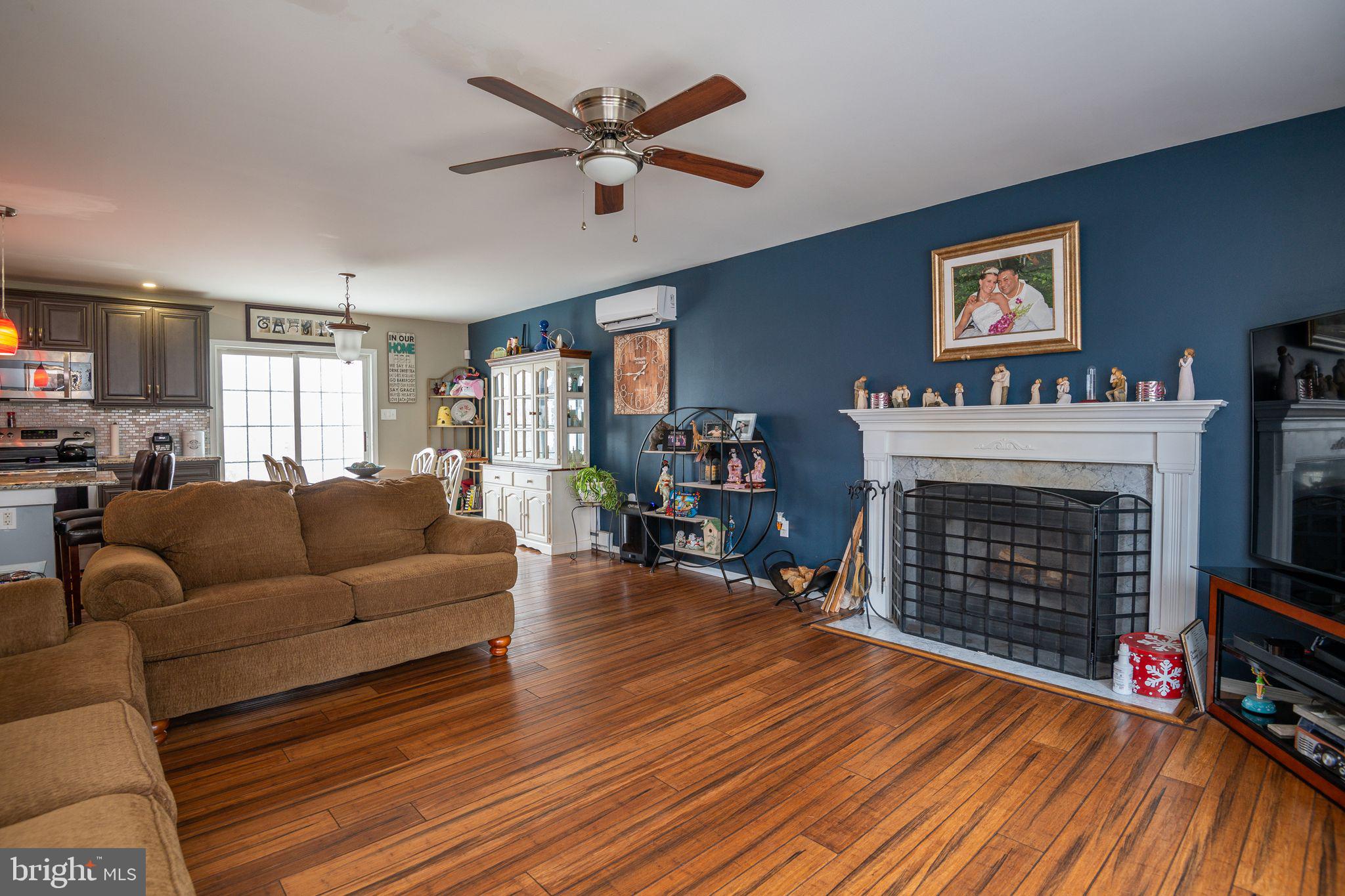 POCONO COUNTRY PLACE - Residential