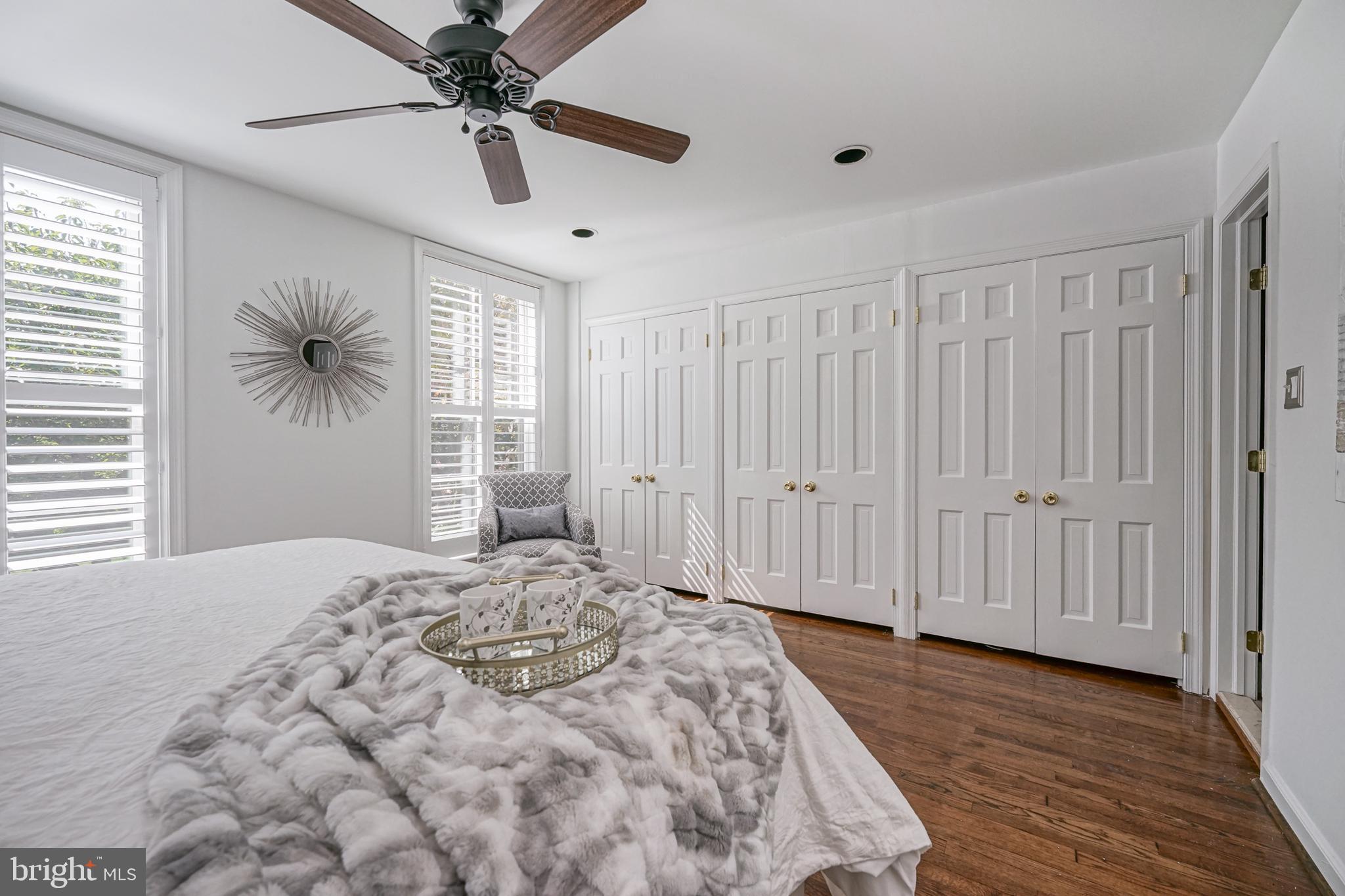 SOCIETY HILL - Residential