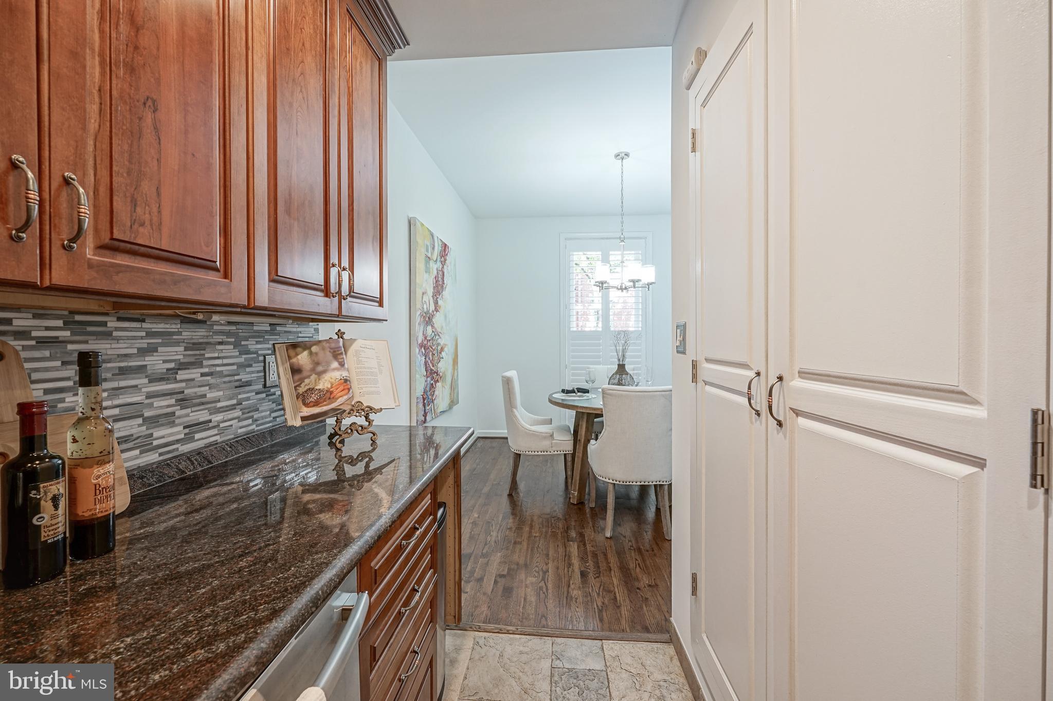 SOCIETY HILL - Residential