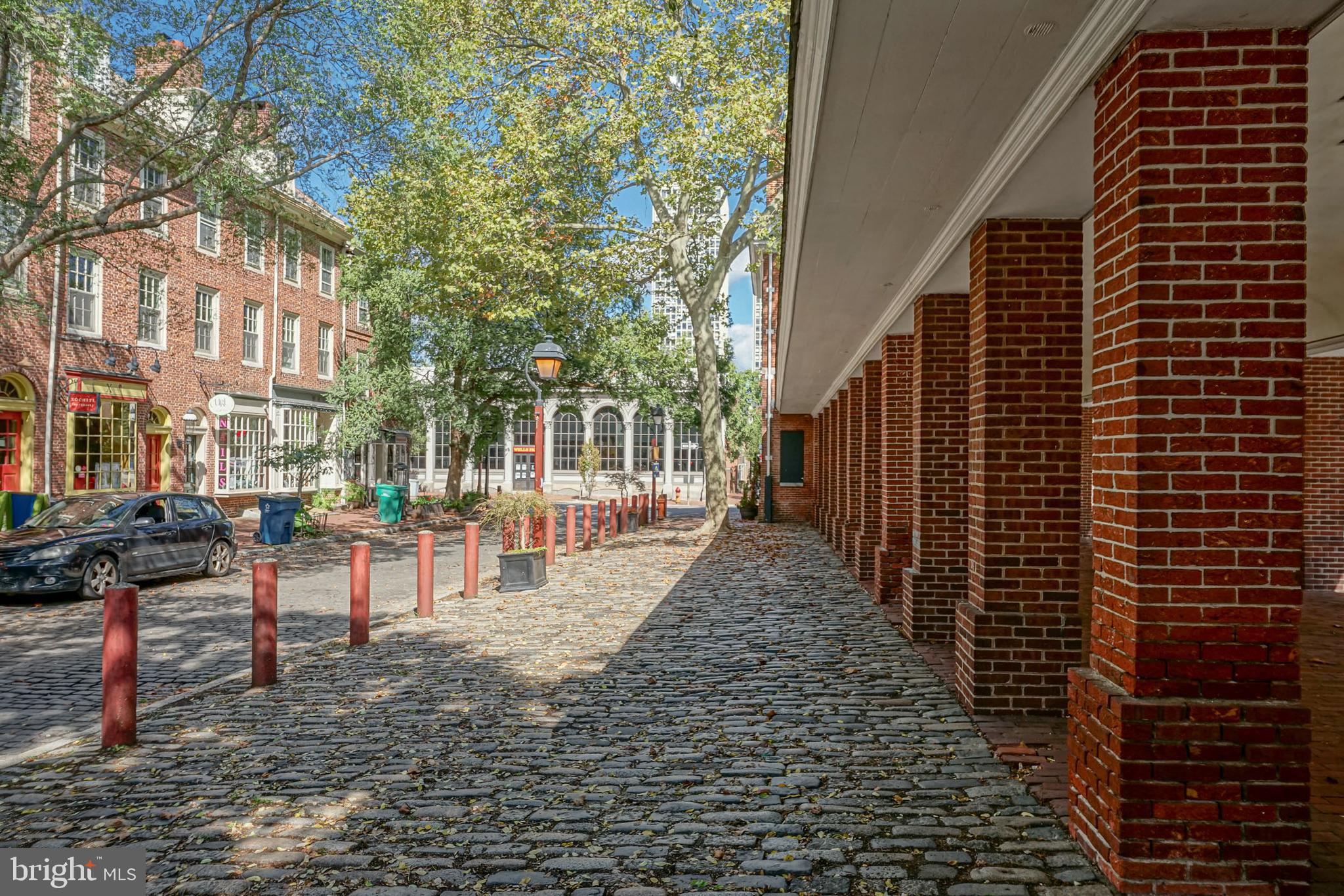 SOCIETY HILL - Residential