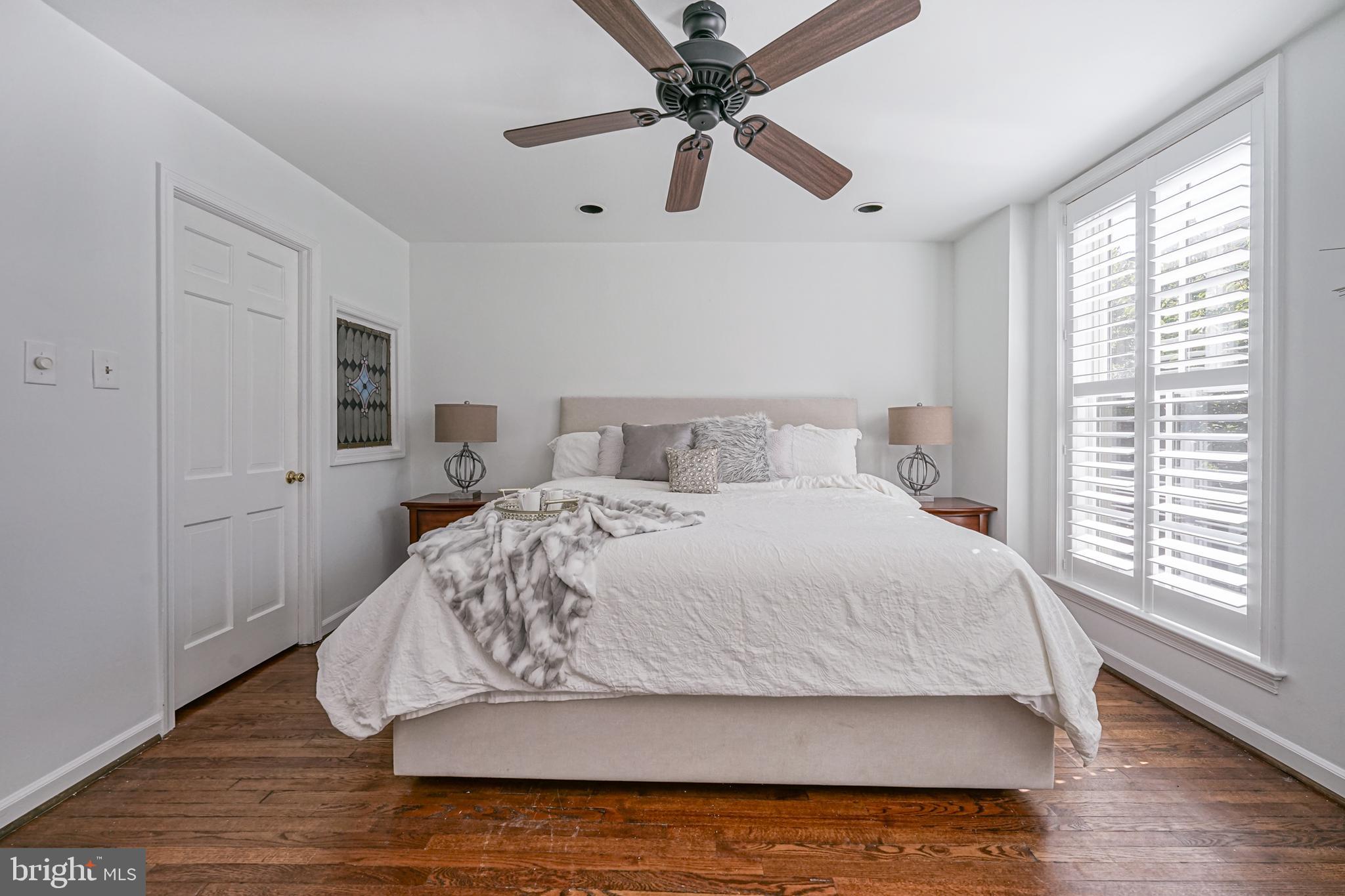 SOCIETY HILL - Residential