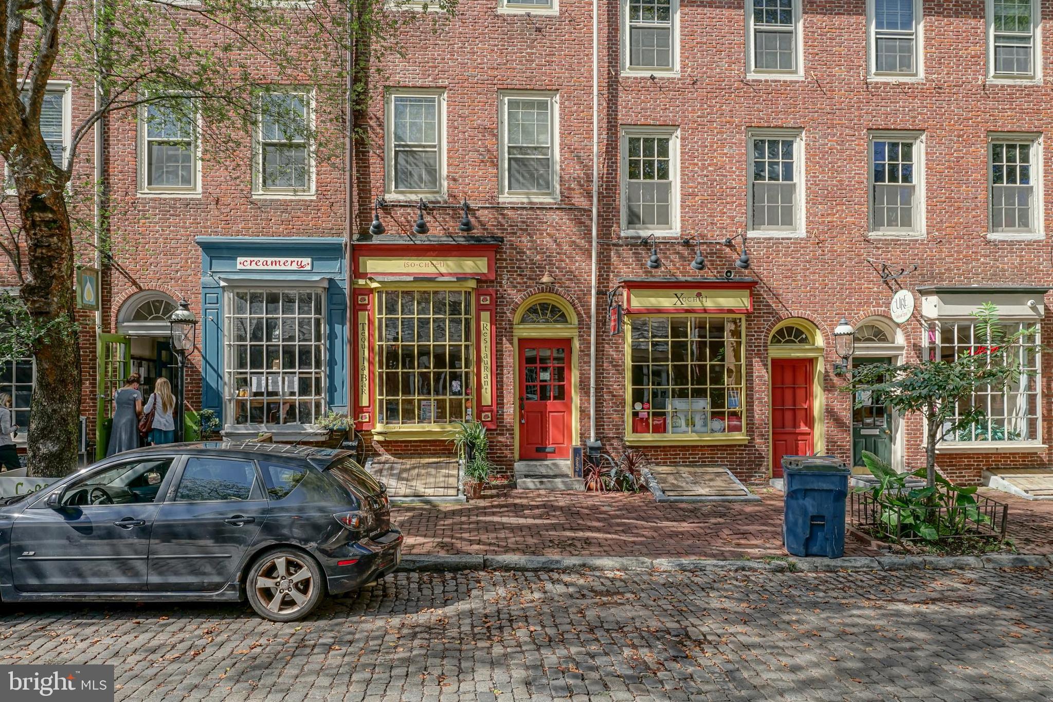 SOCIETY HILL - Residential