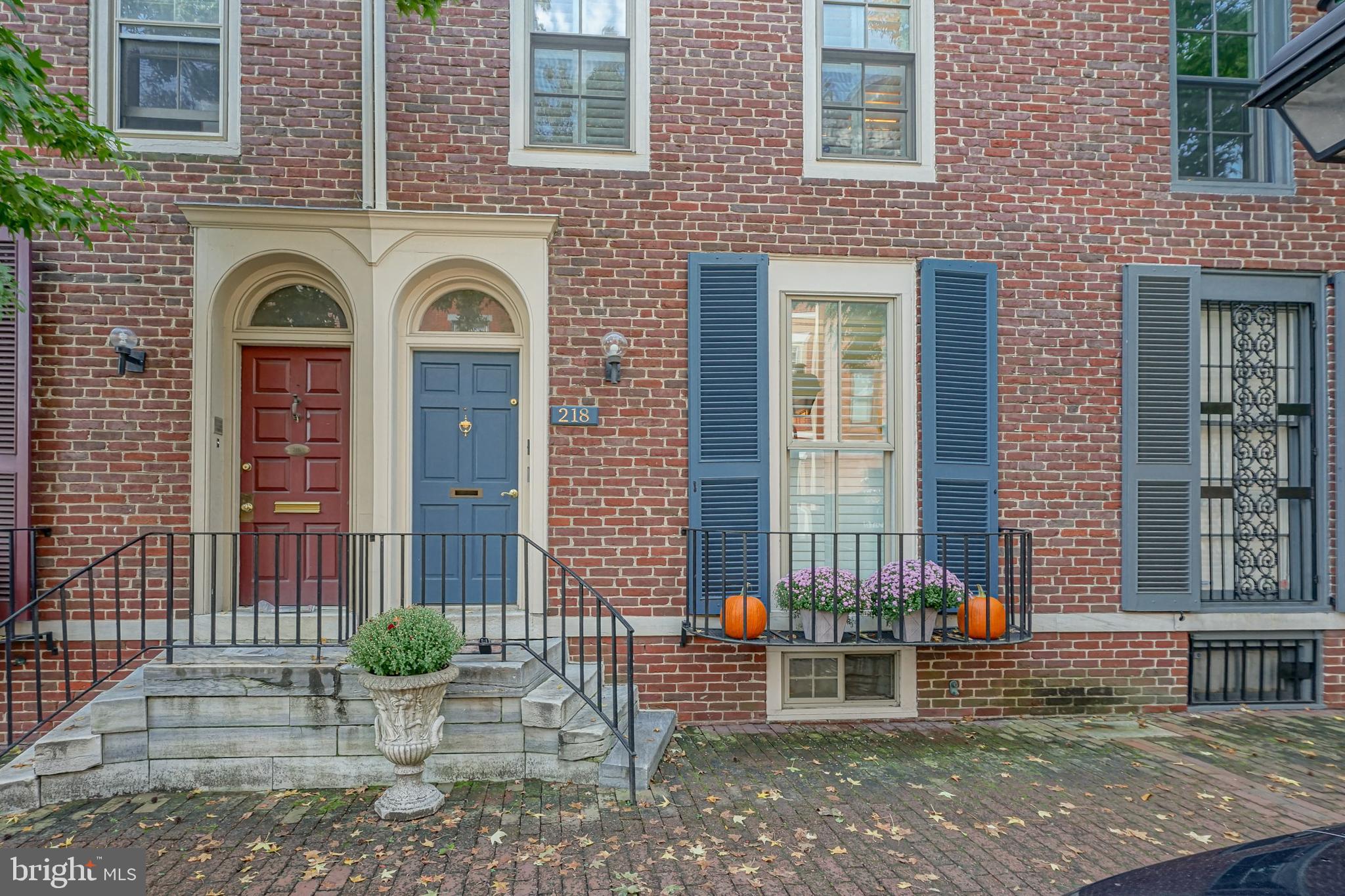 SOCIETY HILL - Residential