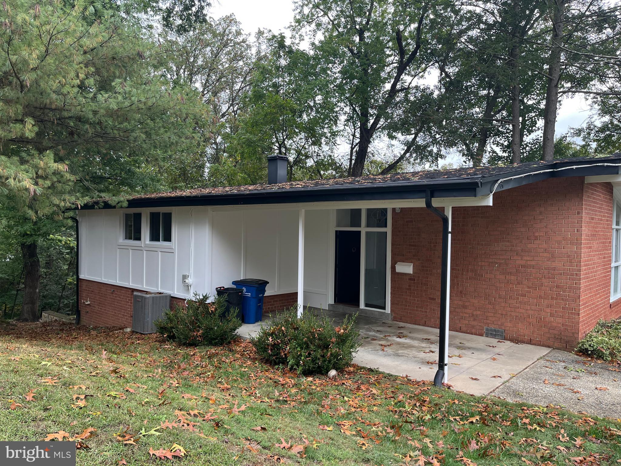 KEMP MILL ESTATES - Residential Lease