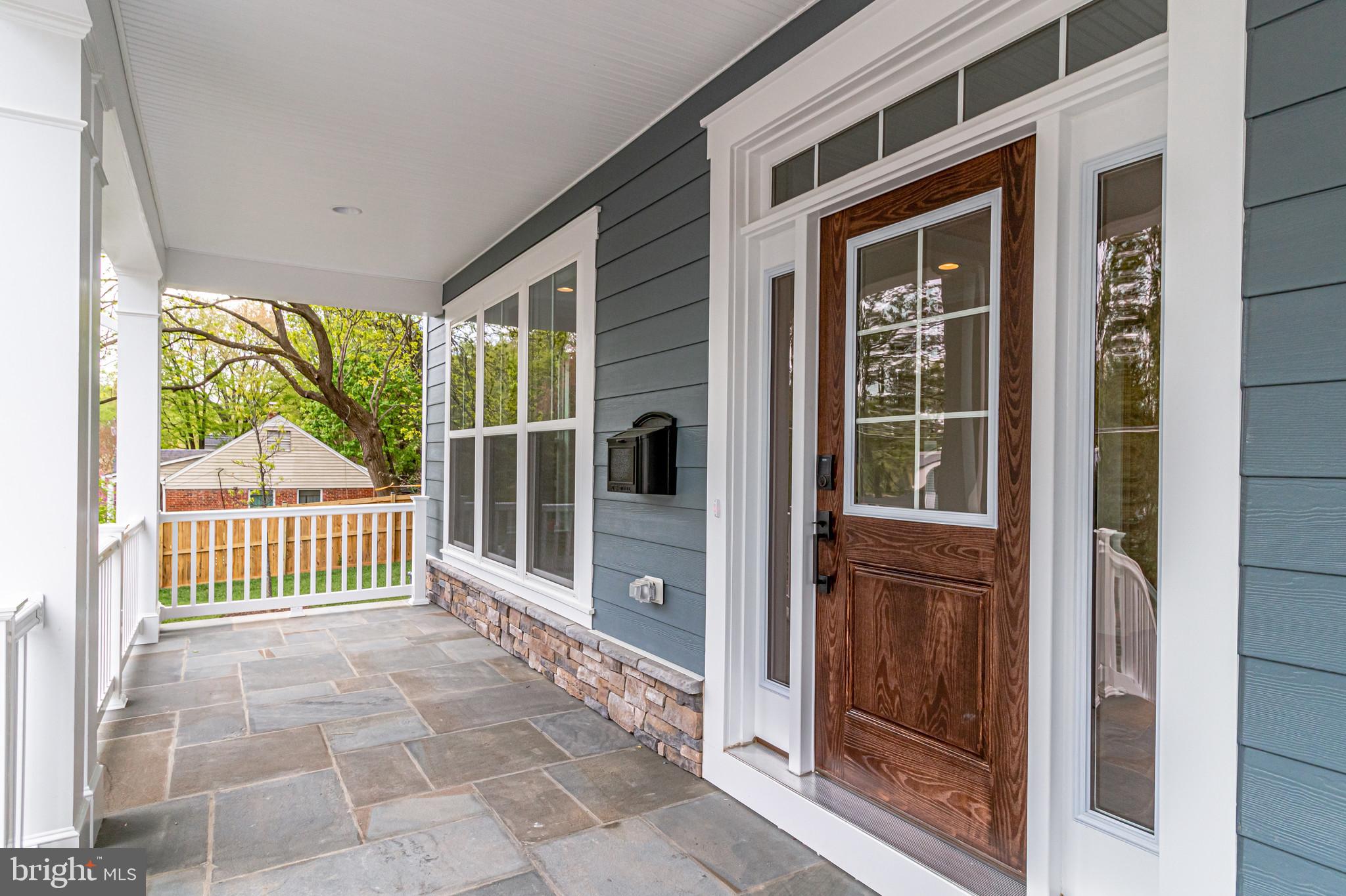 VIENNA WOODS - Residential