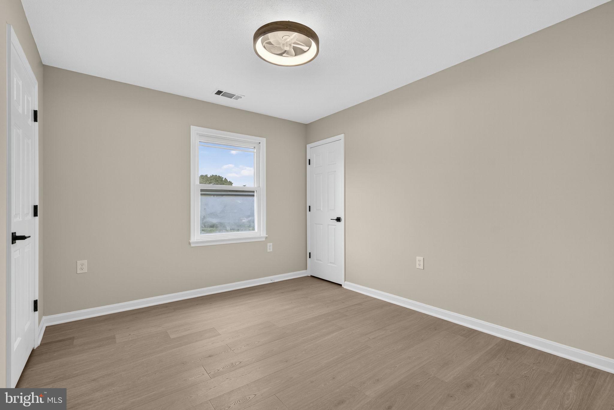 ALBIN VILLAGE - Residential