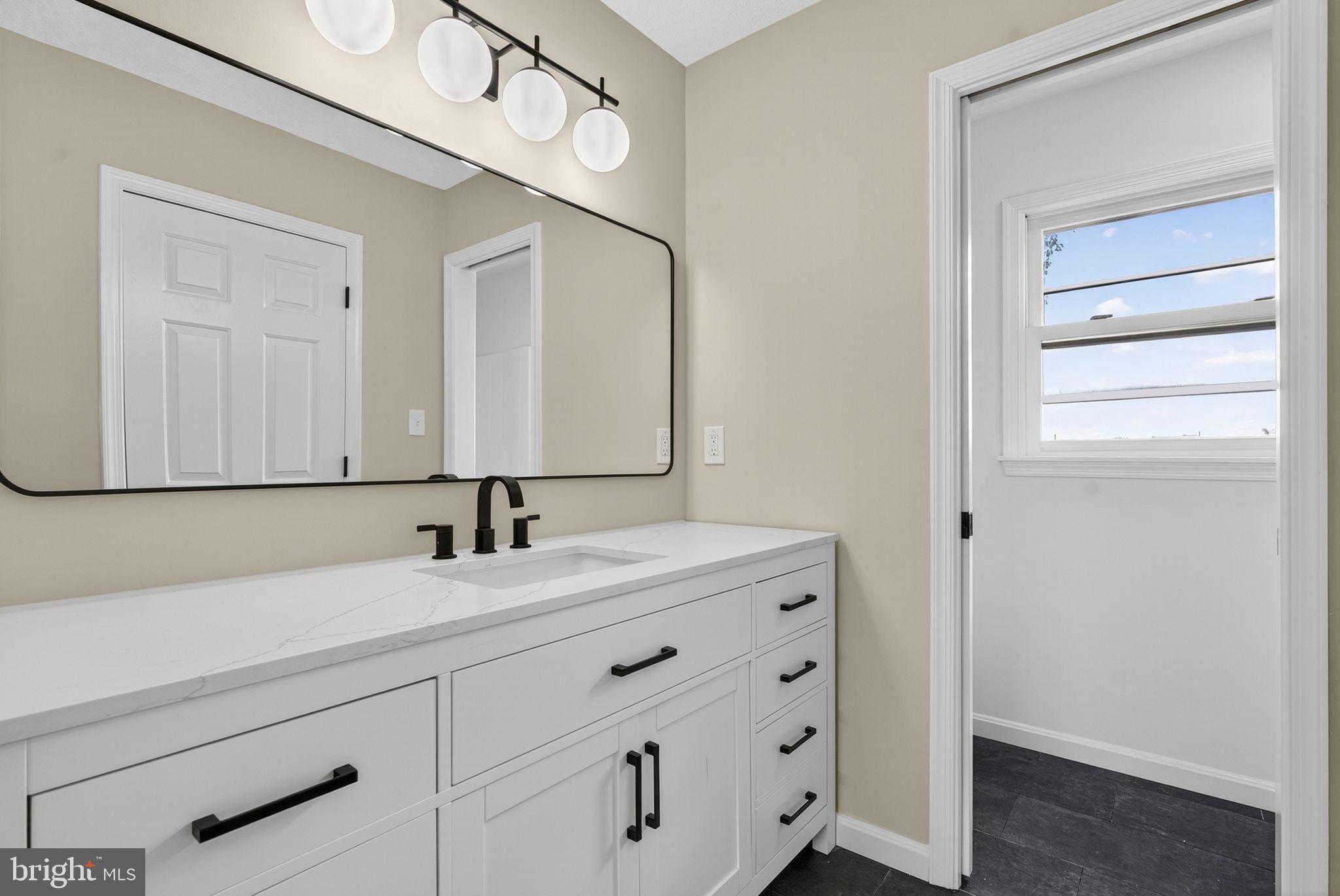 ALBIN VILLAGE - Residential