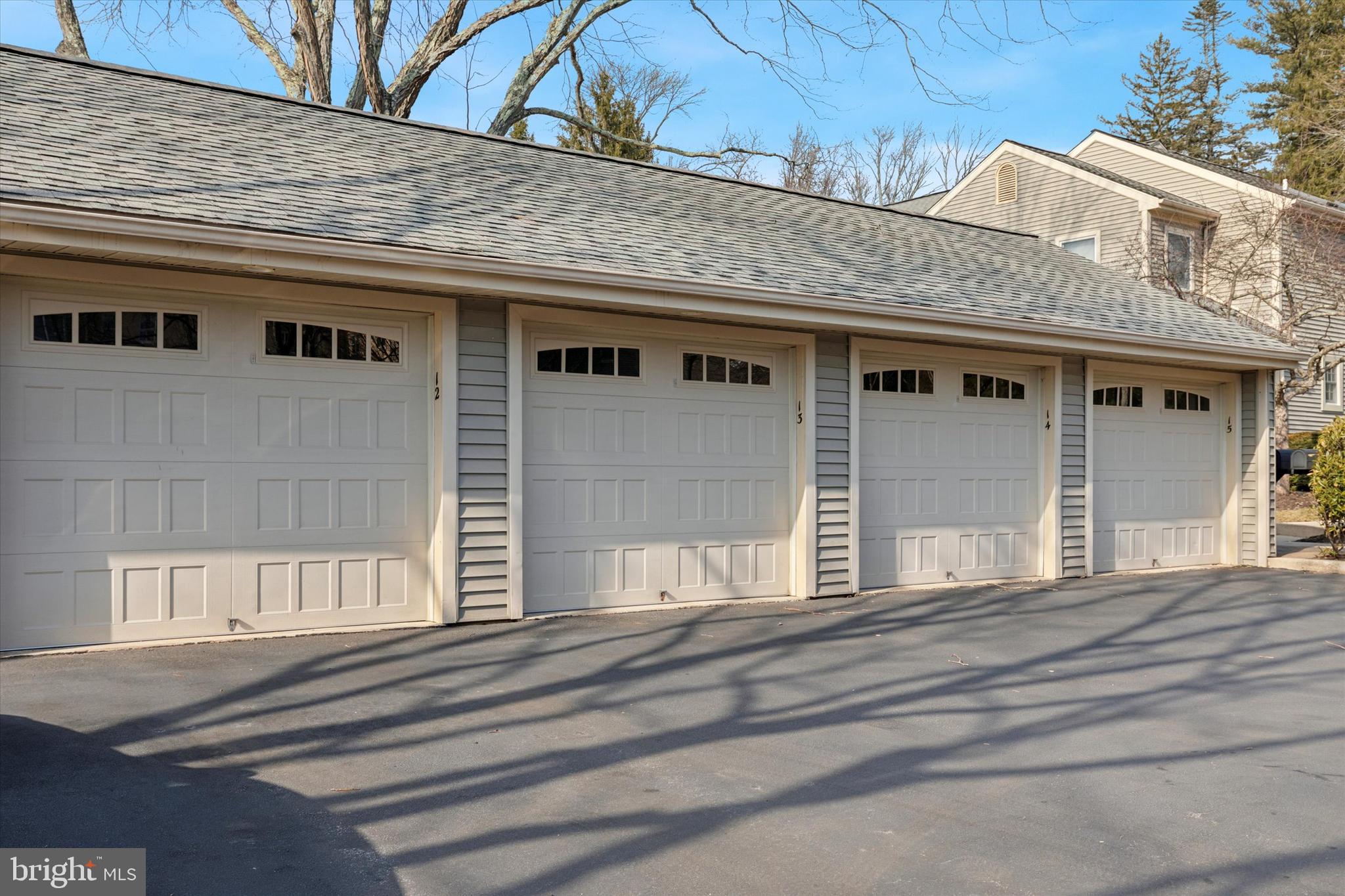 DEVONSHIRE - Residential