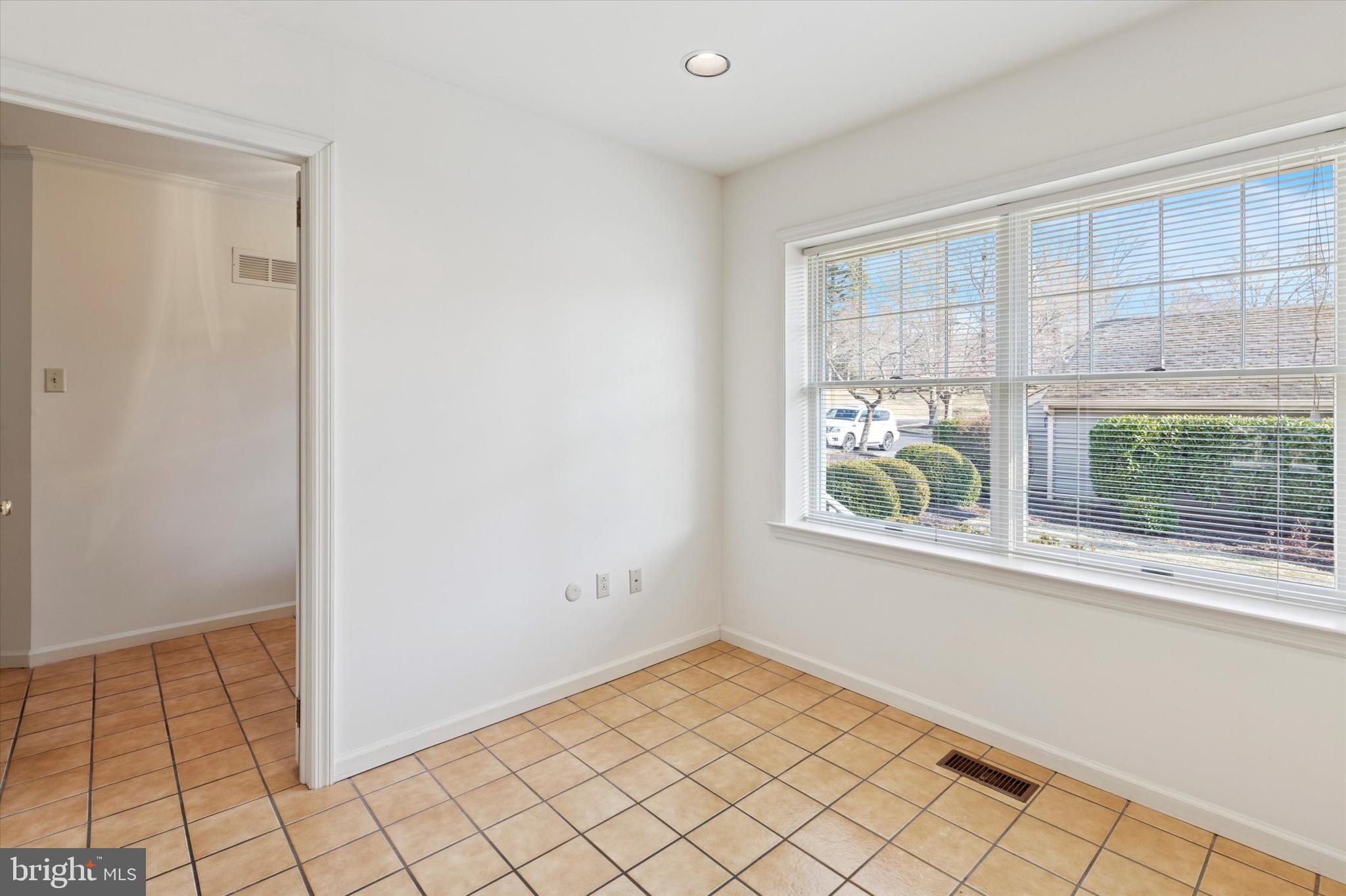 DEVONSHIRE - Residential