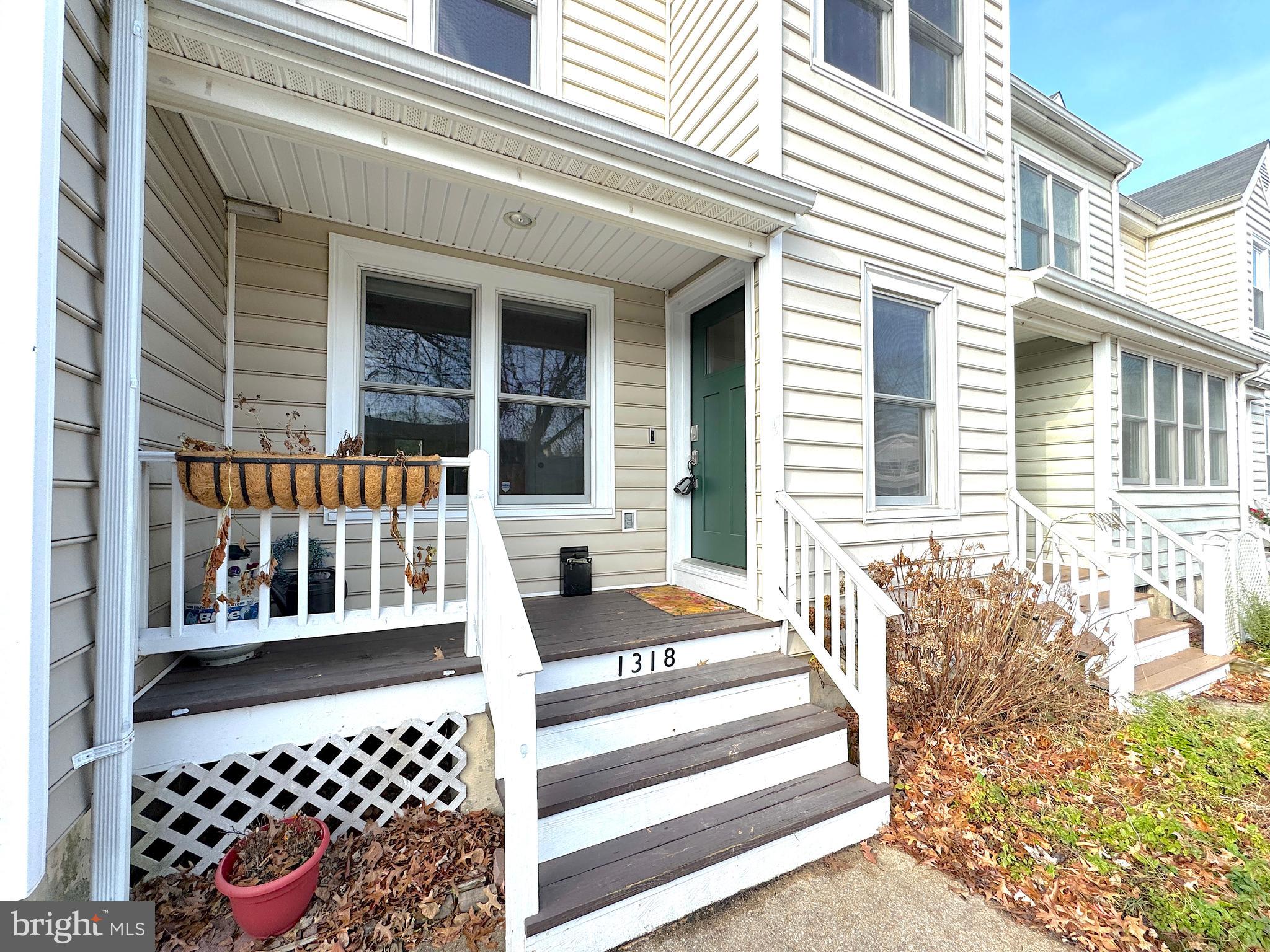 DEL RAY - Residential Lease