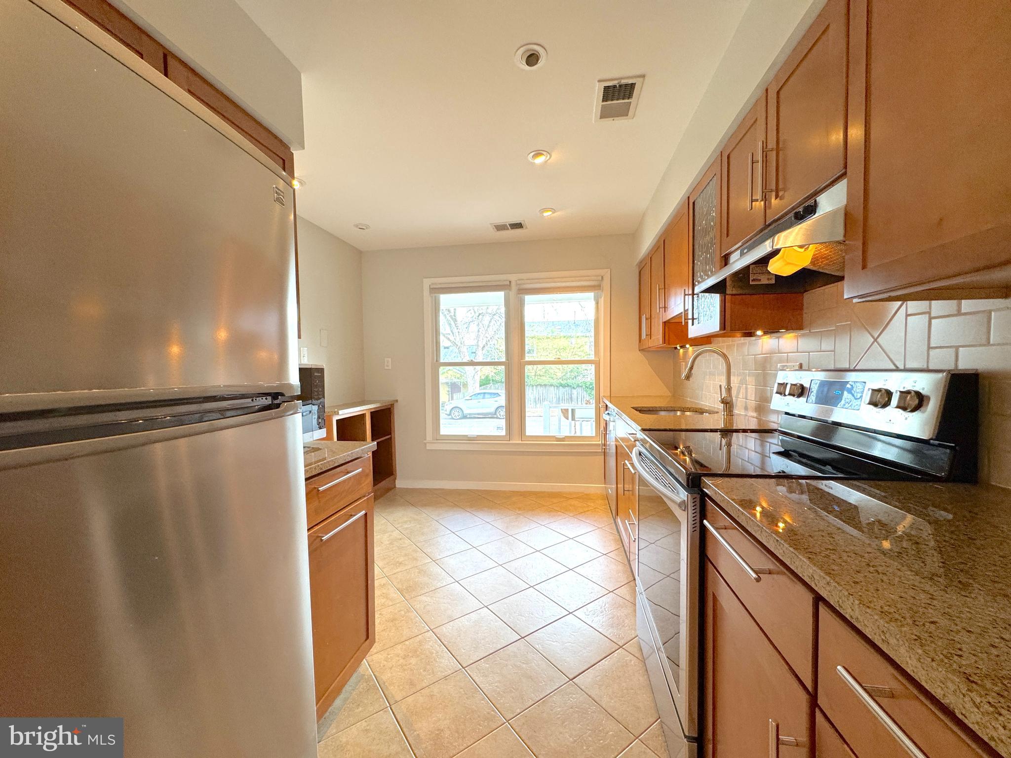 DEL RAY - Residential Lease