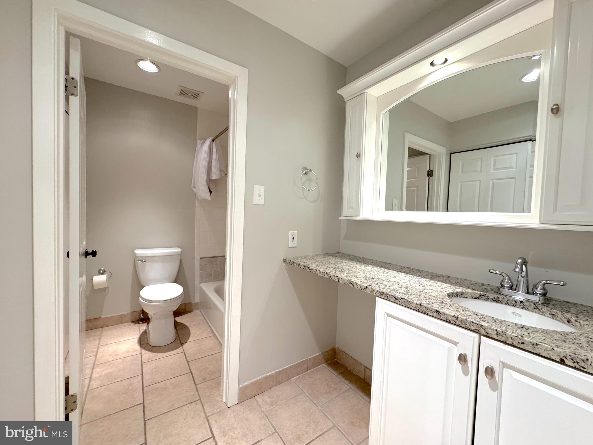 DEL RAY - Residential Lease