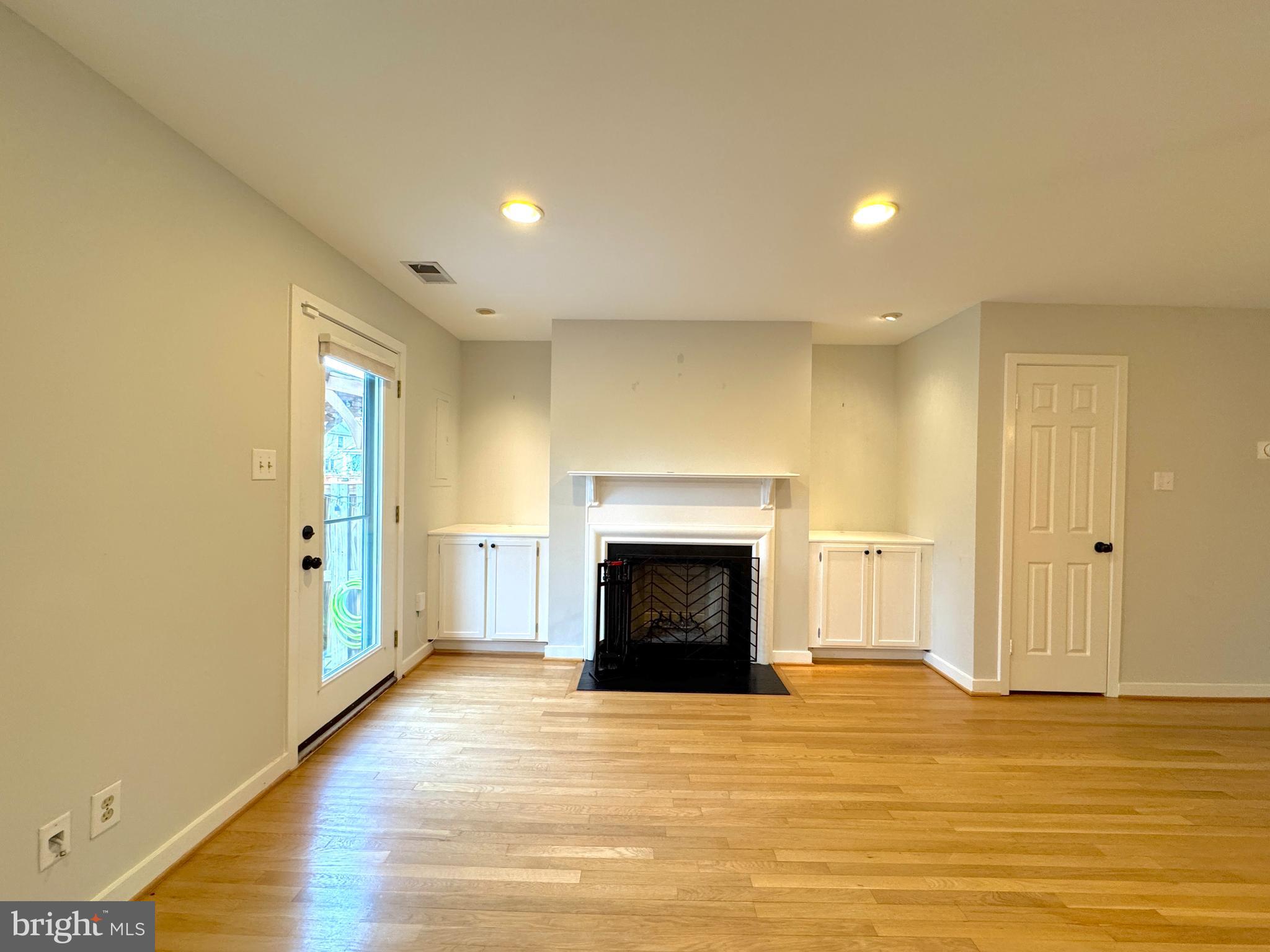 DEL RAY - Residential Lease