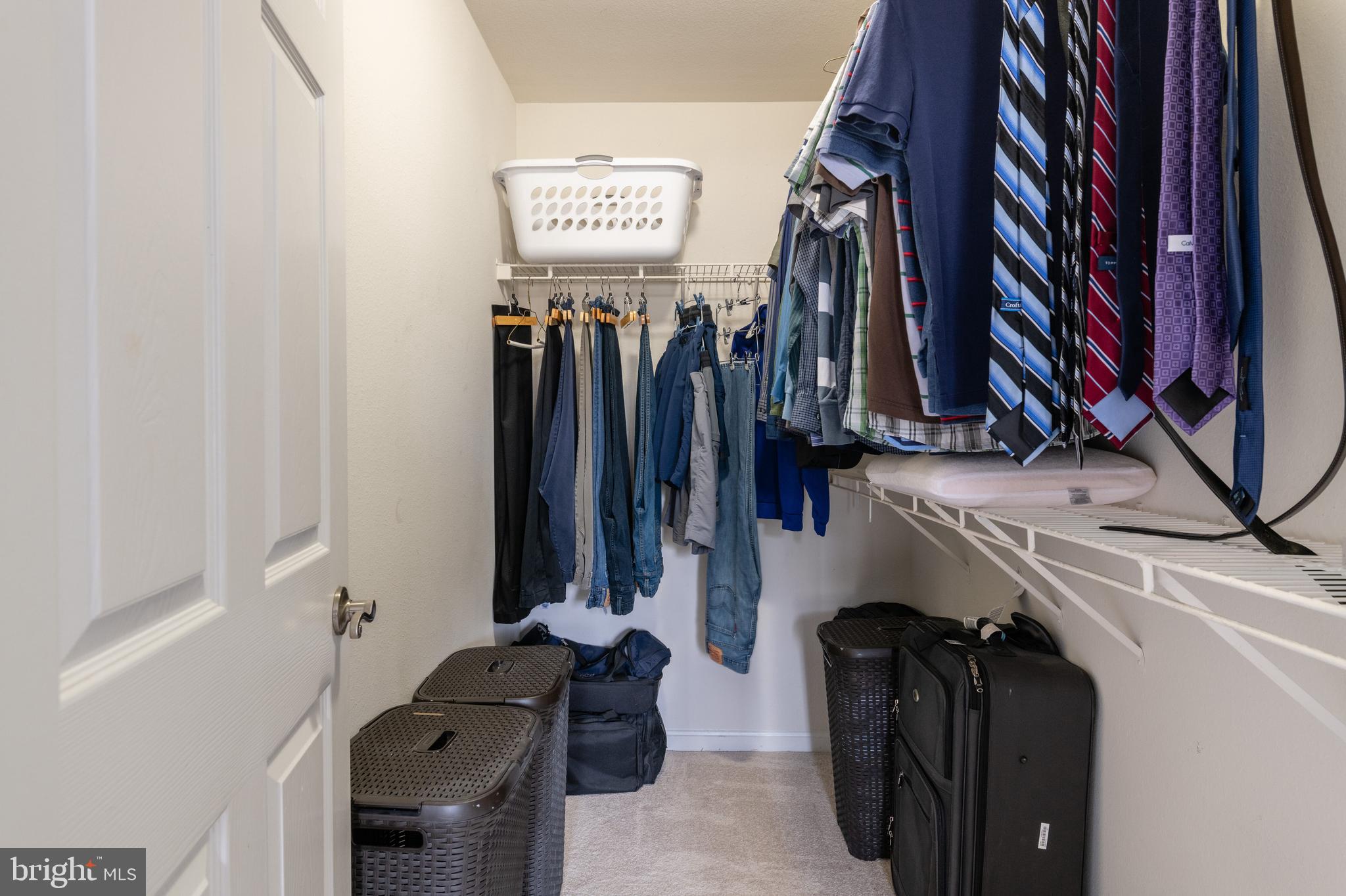 FOX MILL STATION - Residential