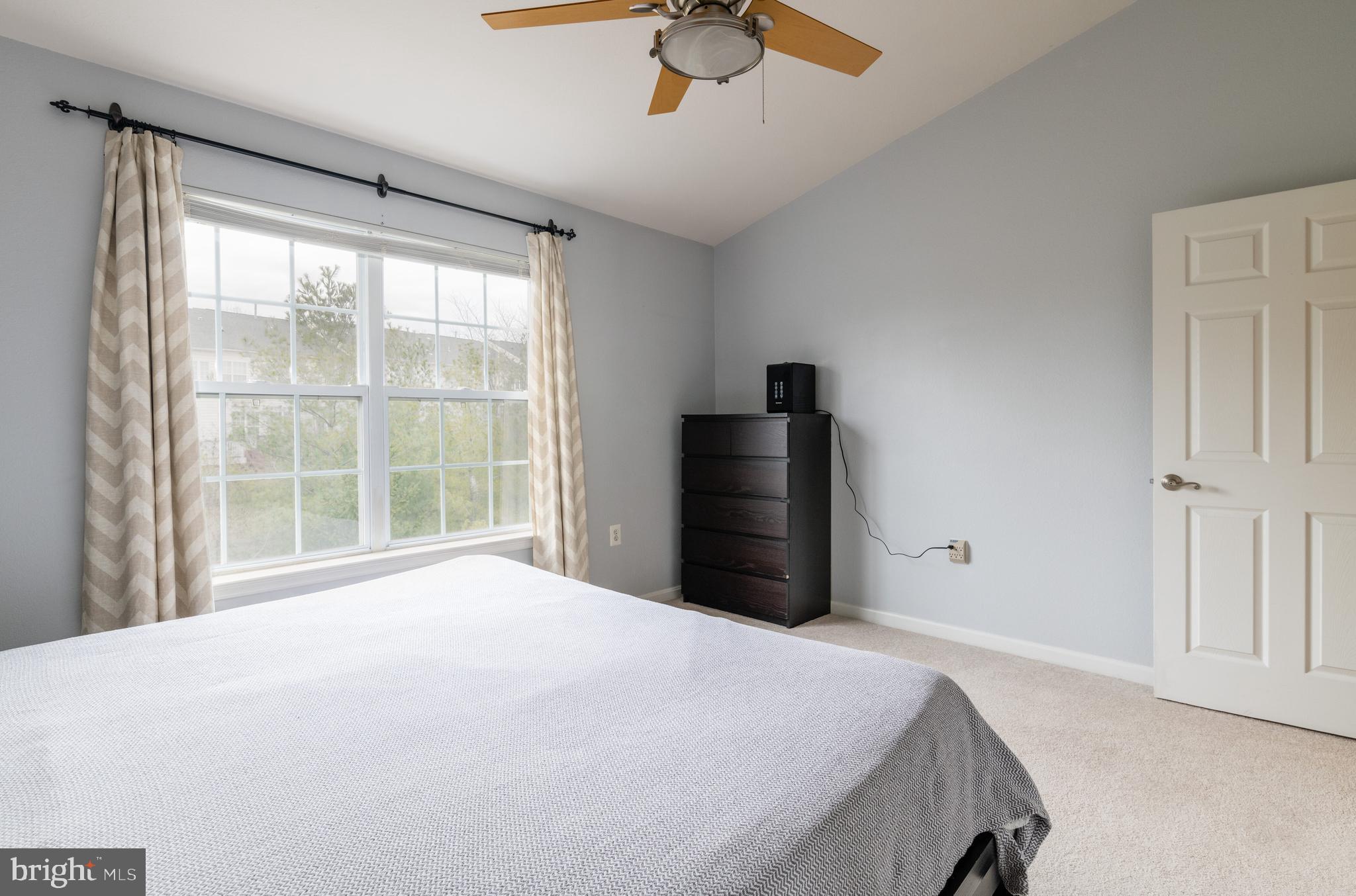 FOX MILL STATION - Residential