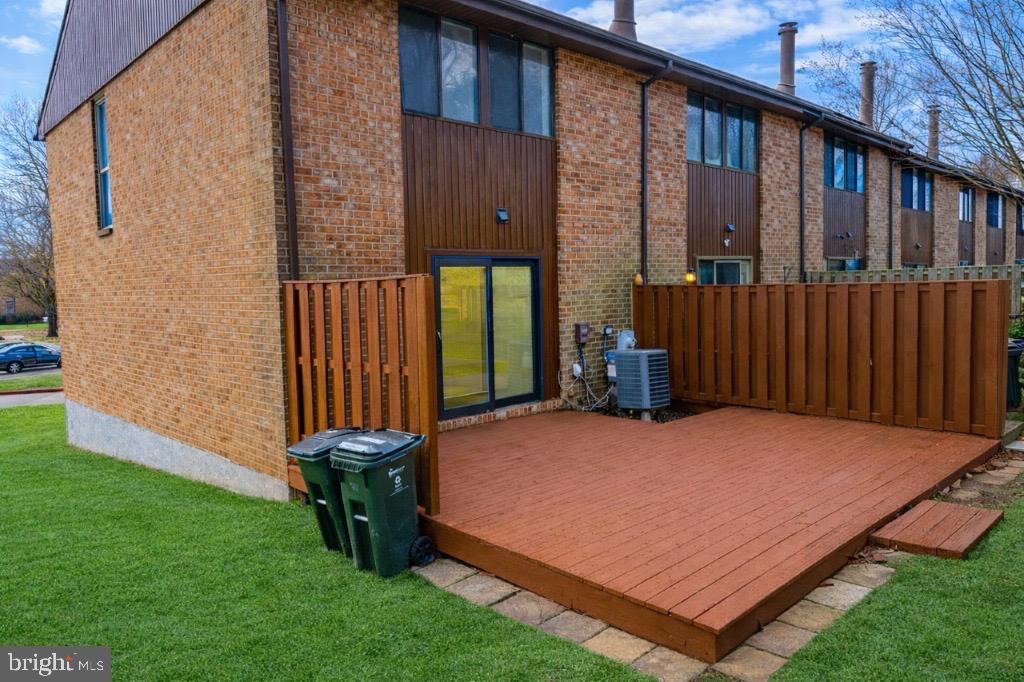 5833 DIGGERS LANE 1-07