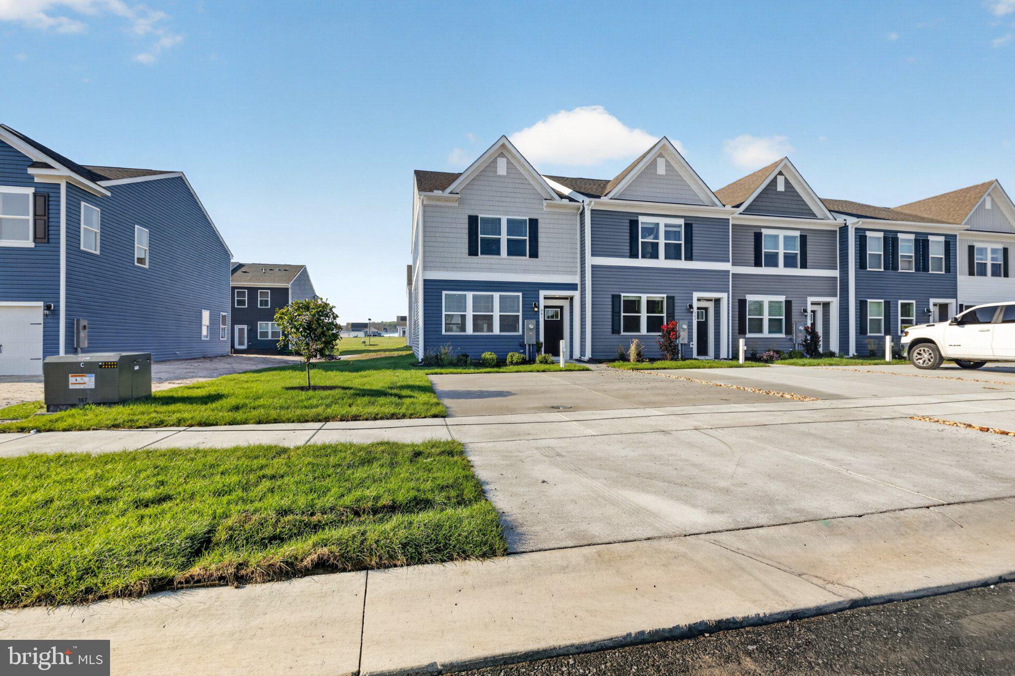 561 NORWOOD DRIVE
