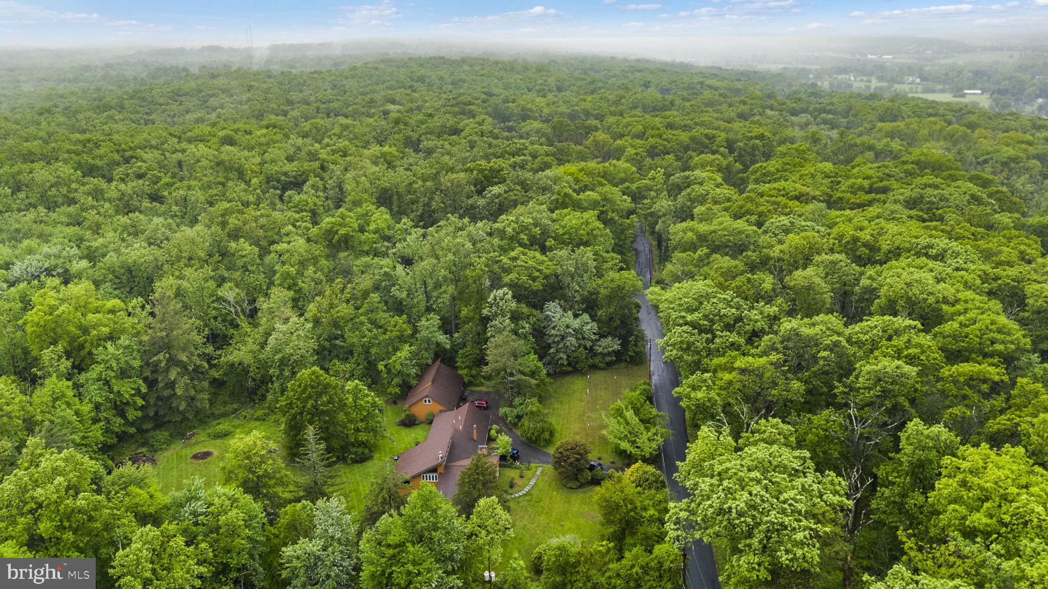 7 MOUNTAIN ROAD