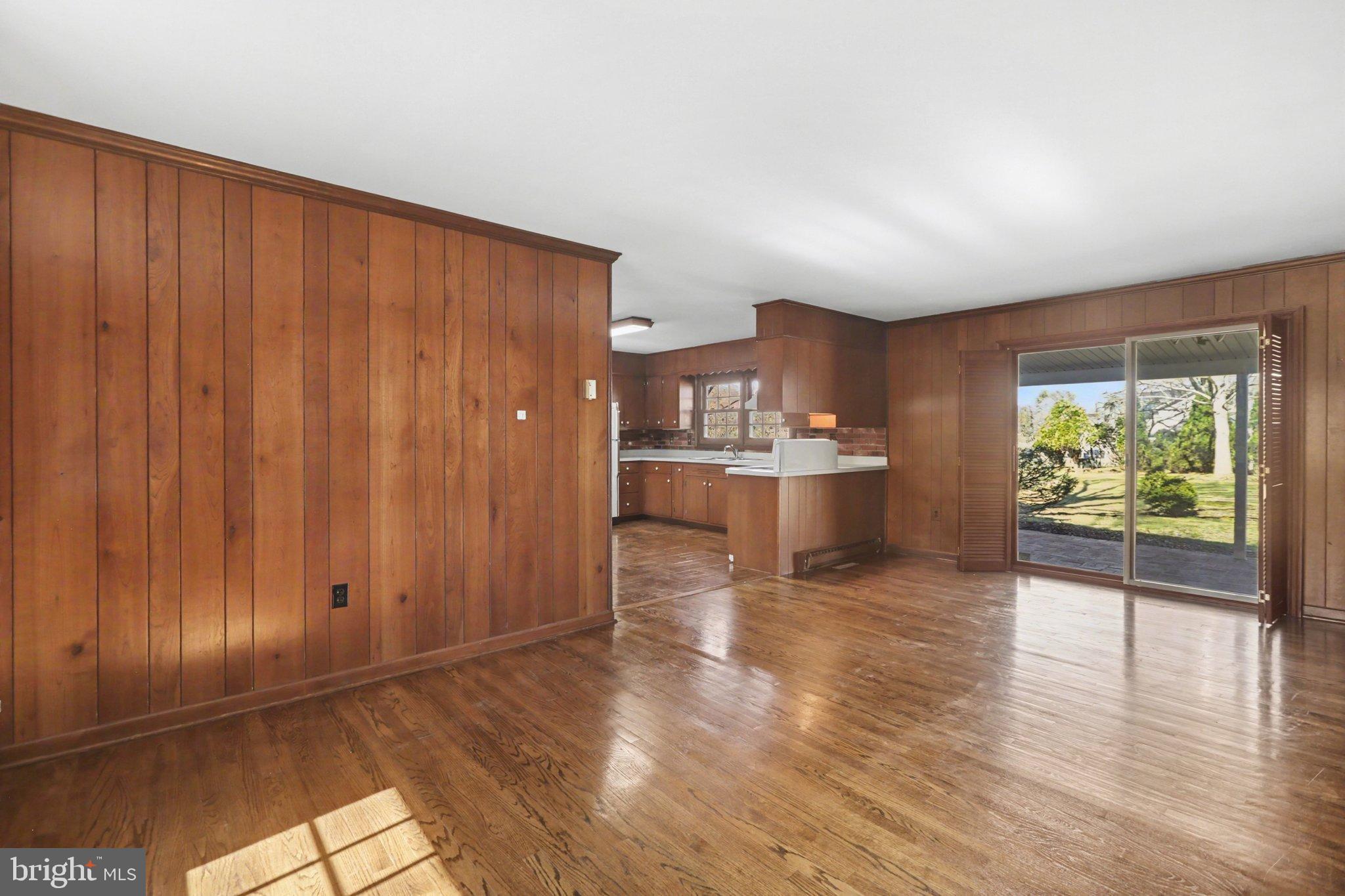 STAFFORD HEIGHTS - Residential