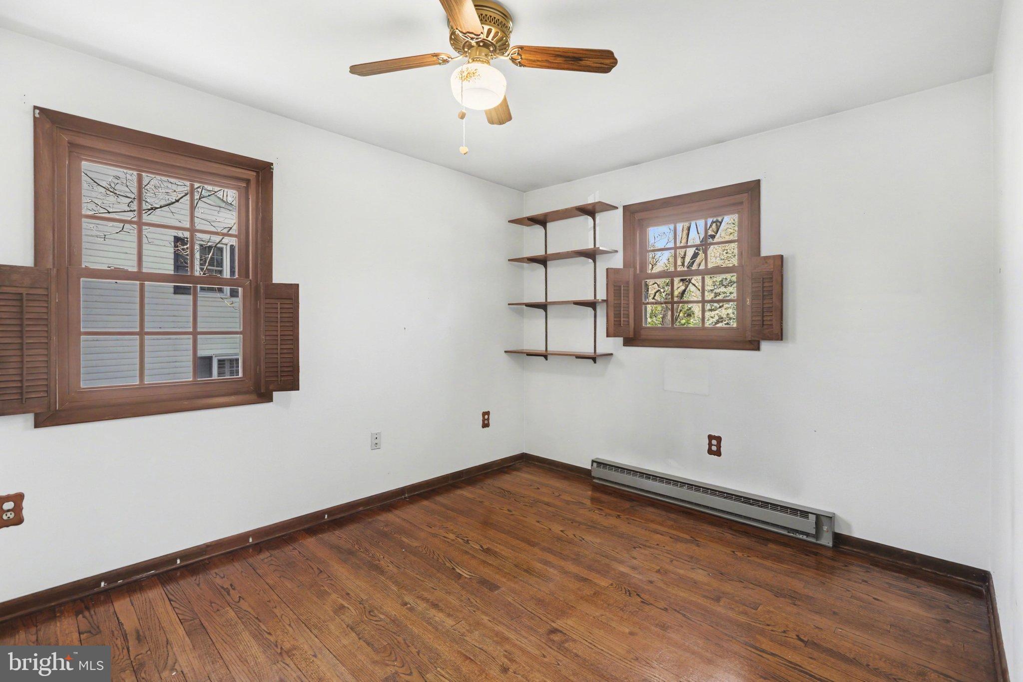 STAFFORD HEIGHTS - Residential