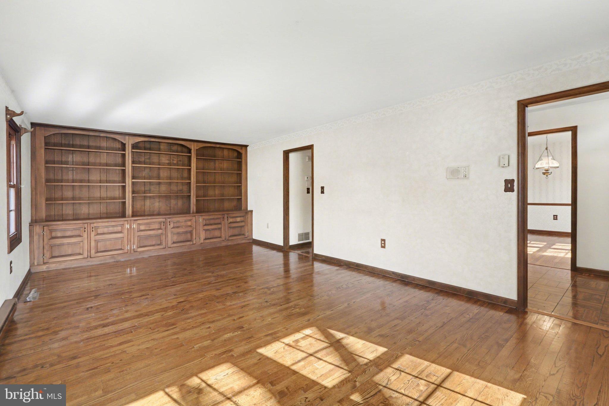 STAFFORD HEIGHTS - Residential