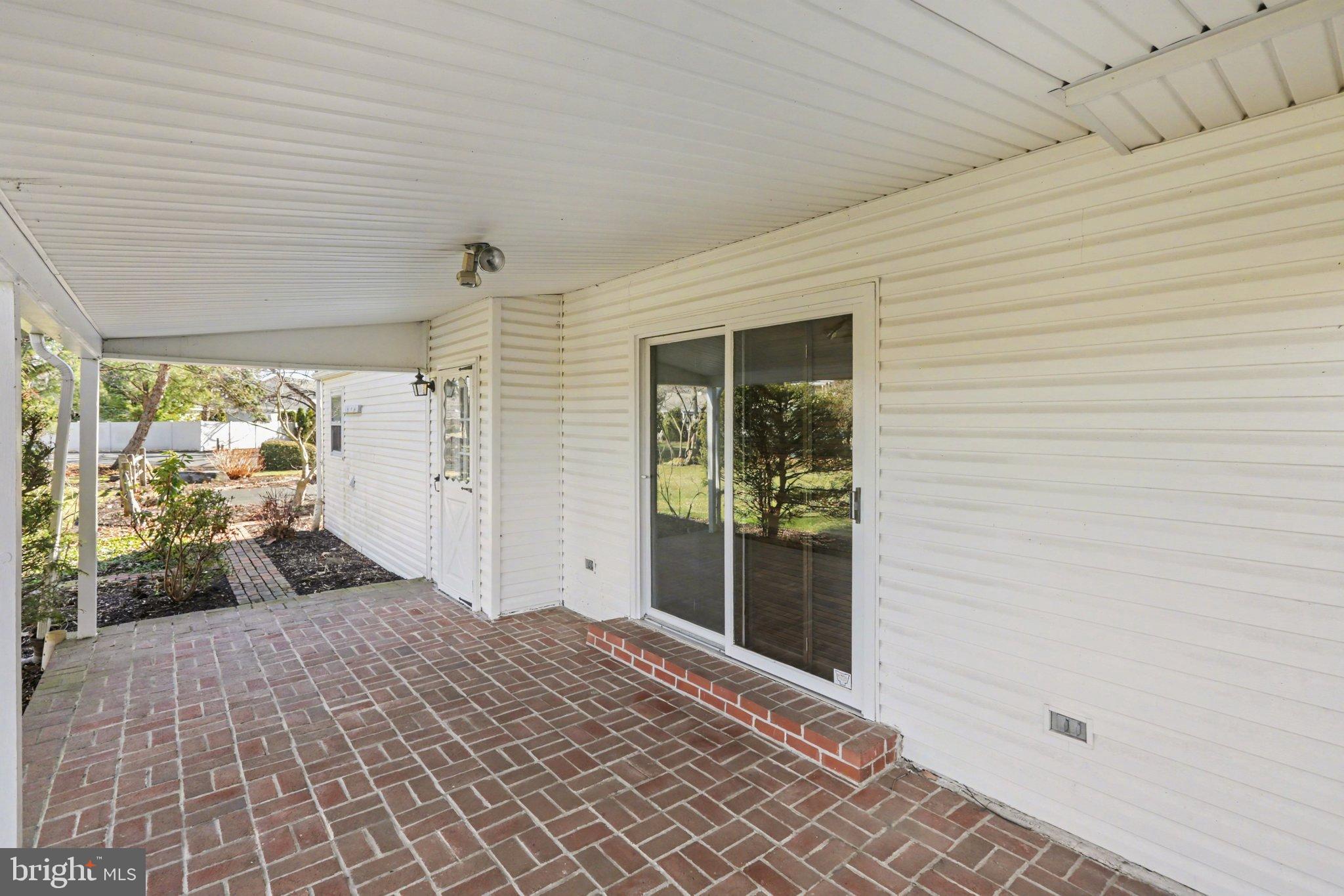 STAFFORD HEIGHTS - Residential