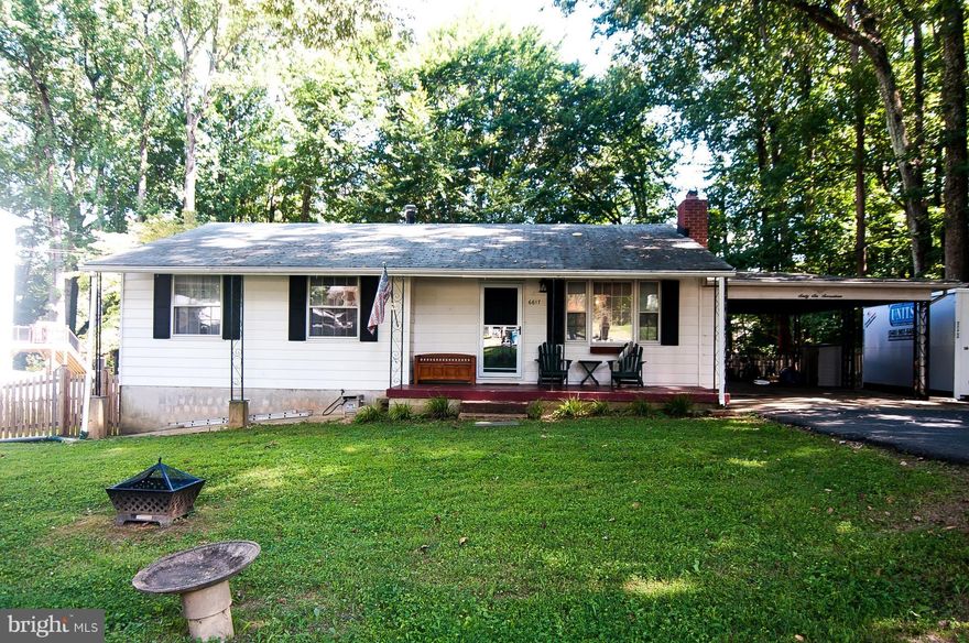Great first-time homebuyer or investment opportunity! Charming 2,000SF rambler on a half-acre lot in Springfield! Hardwood flooring on main level, updated stainless steel appliances, upgraded counter tops, new carpet, this is a MUST SEE! HUGE backyard is complete with a patio and PLAYGROUND! Beautiful manicured trees provide plenty of shadow and privacy.