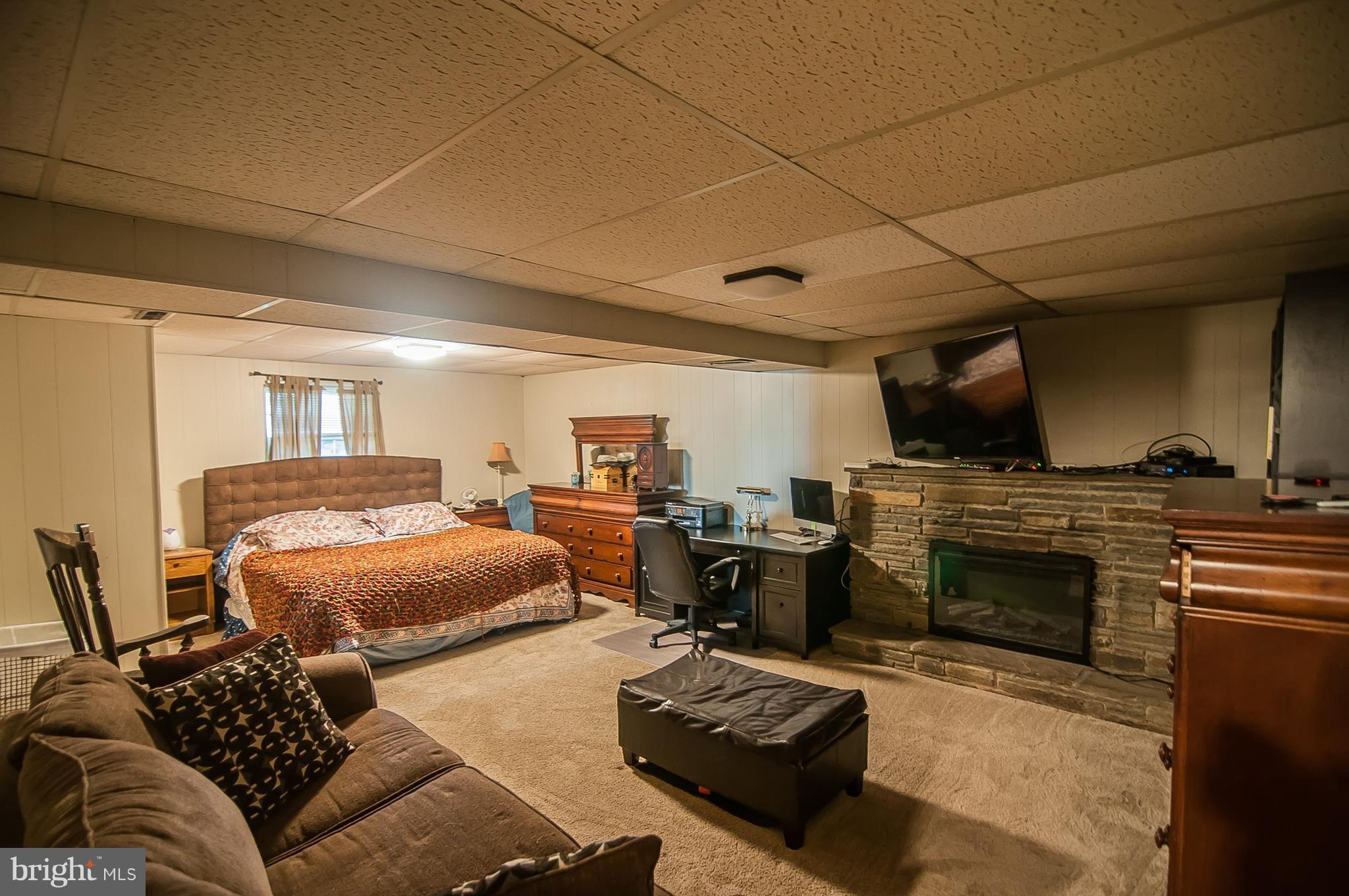 KEENE MILL HEIGHTS - Residential