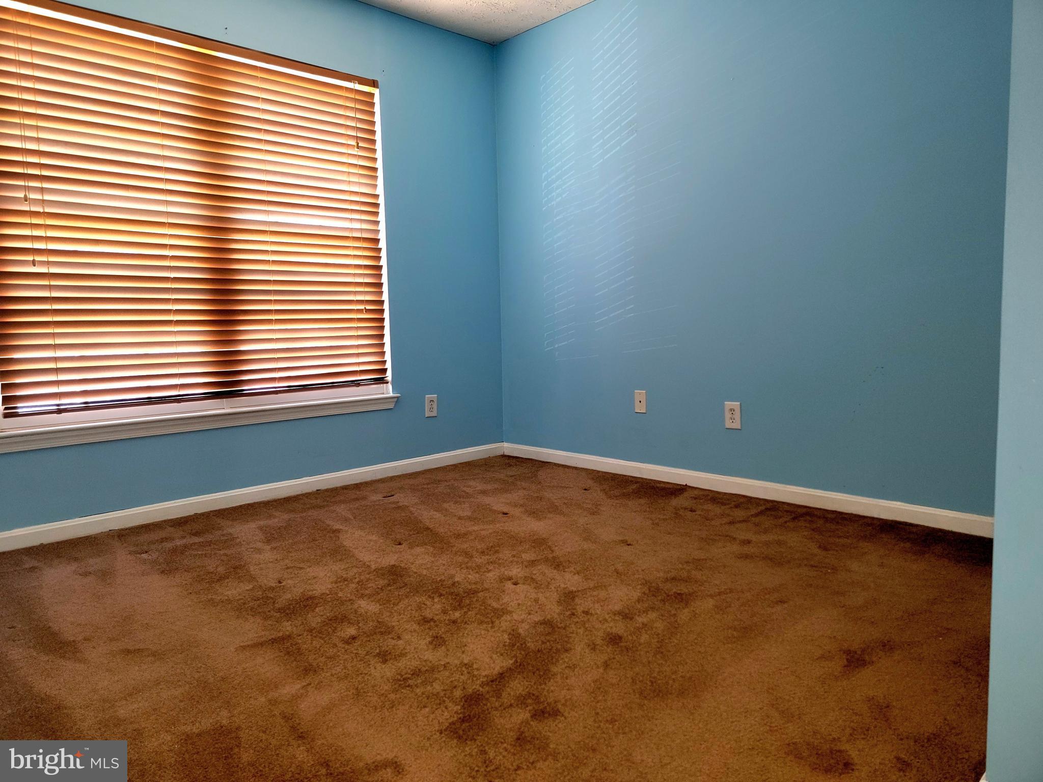 OAK COURT - Residential