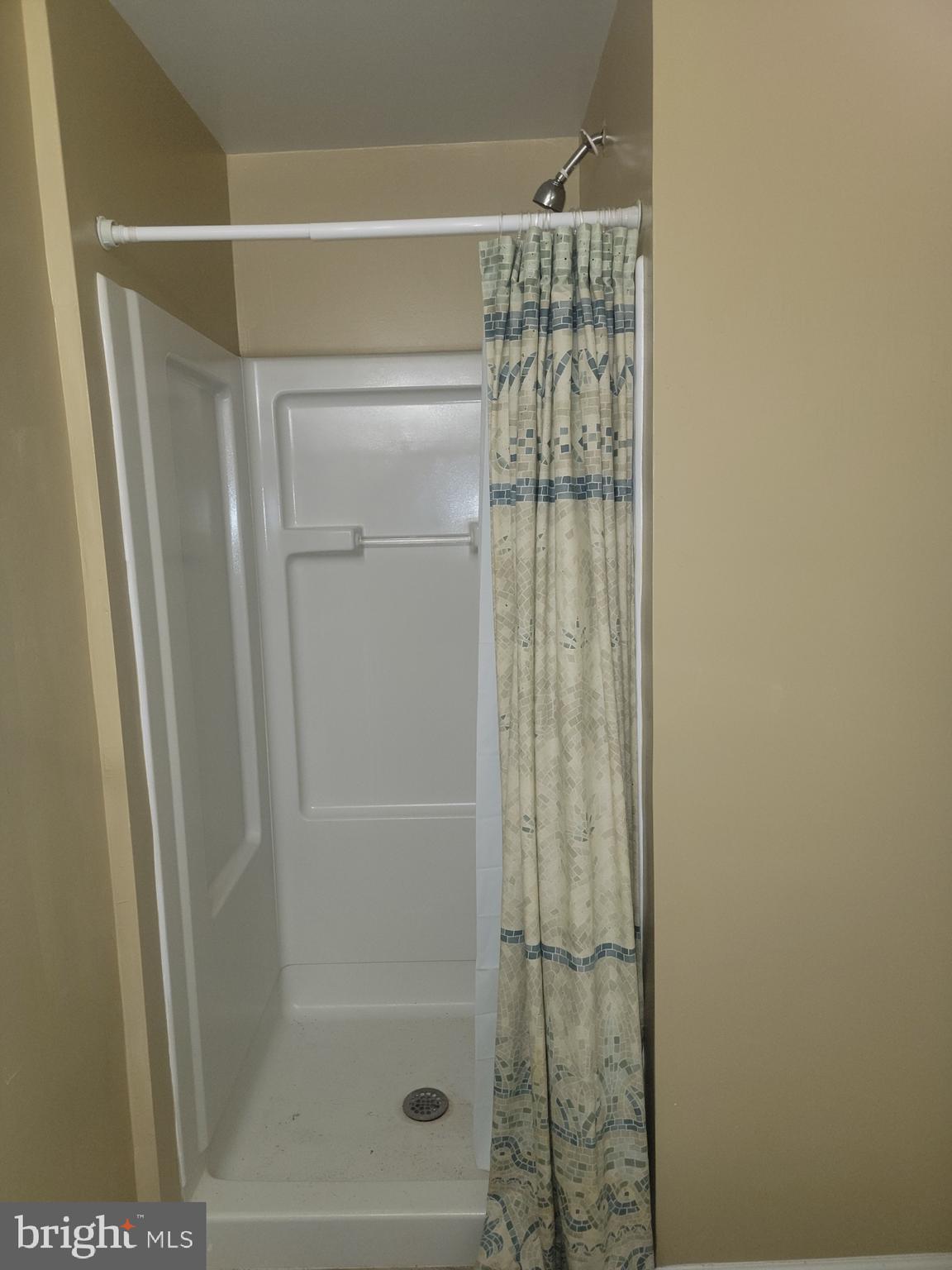 OAK COURT - Residential