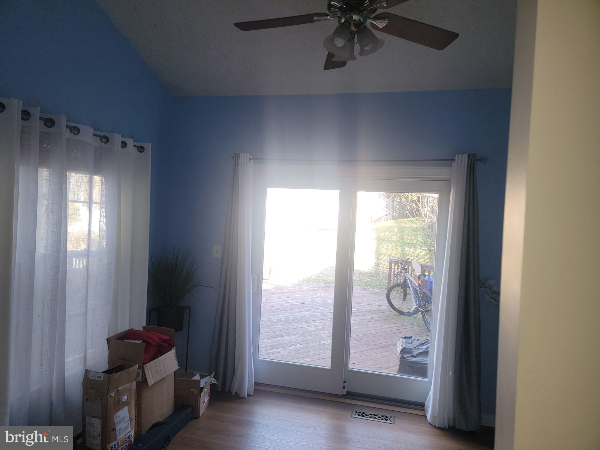 OAK COURT - Residential