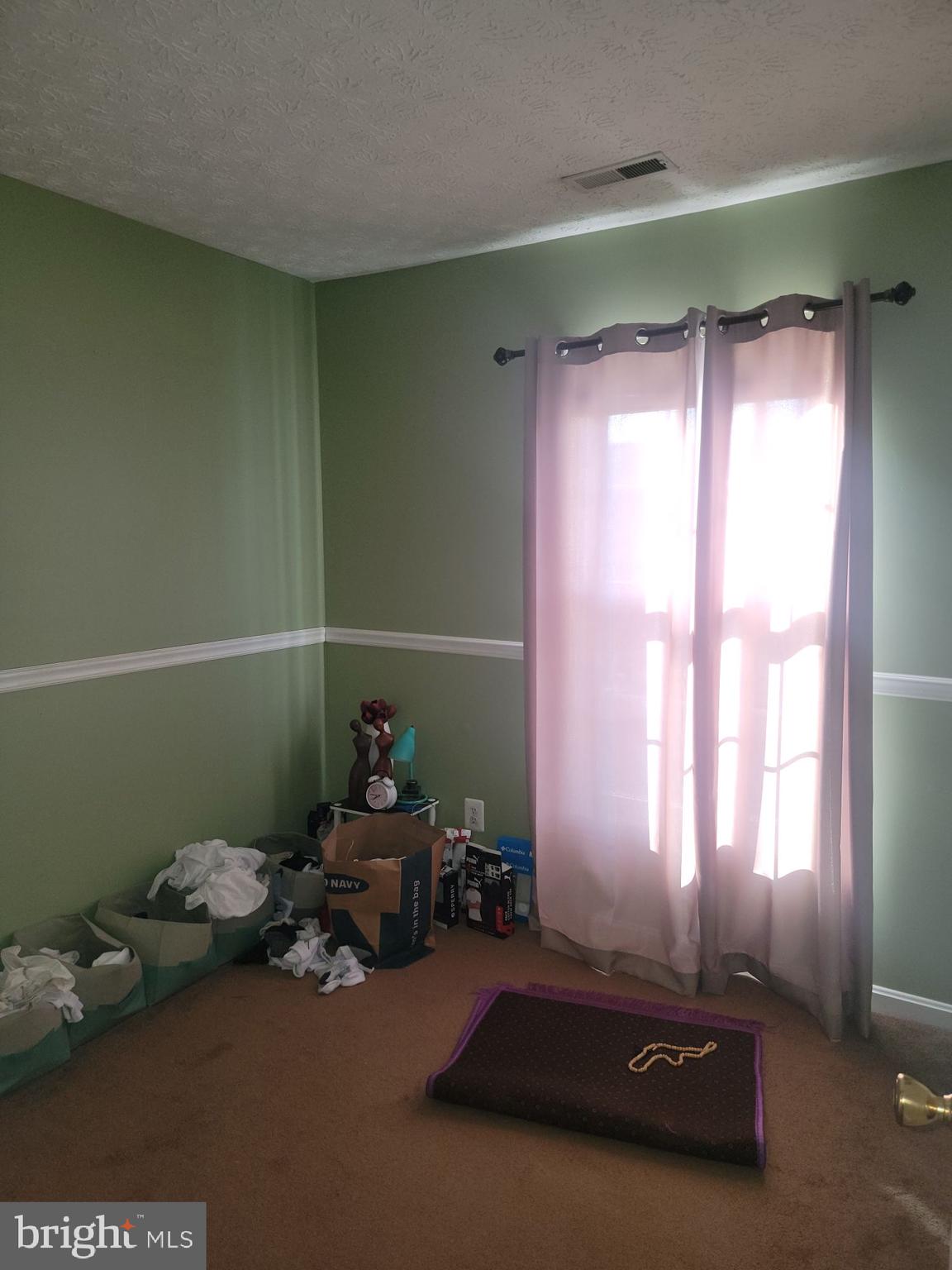 OAK COURT - Residential