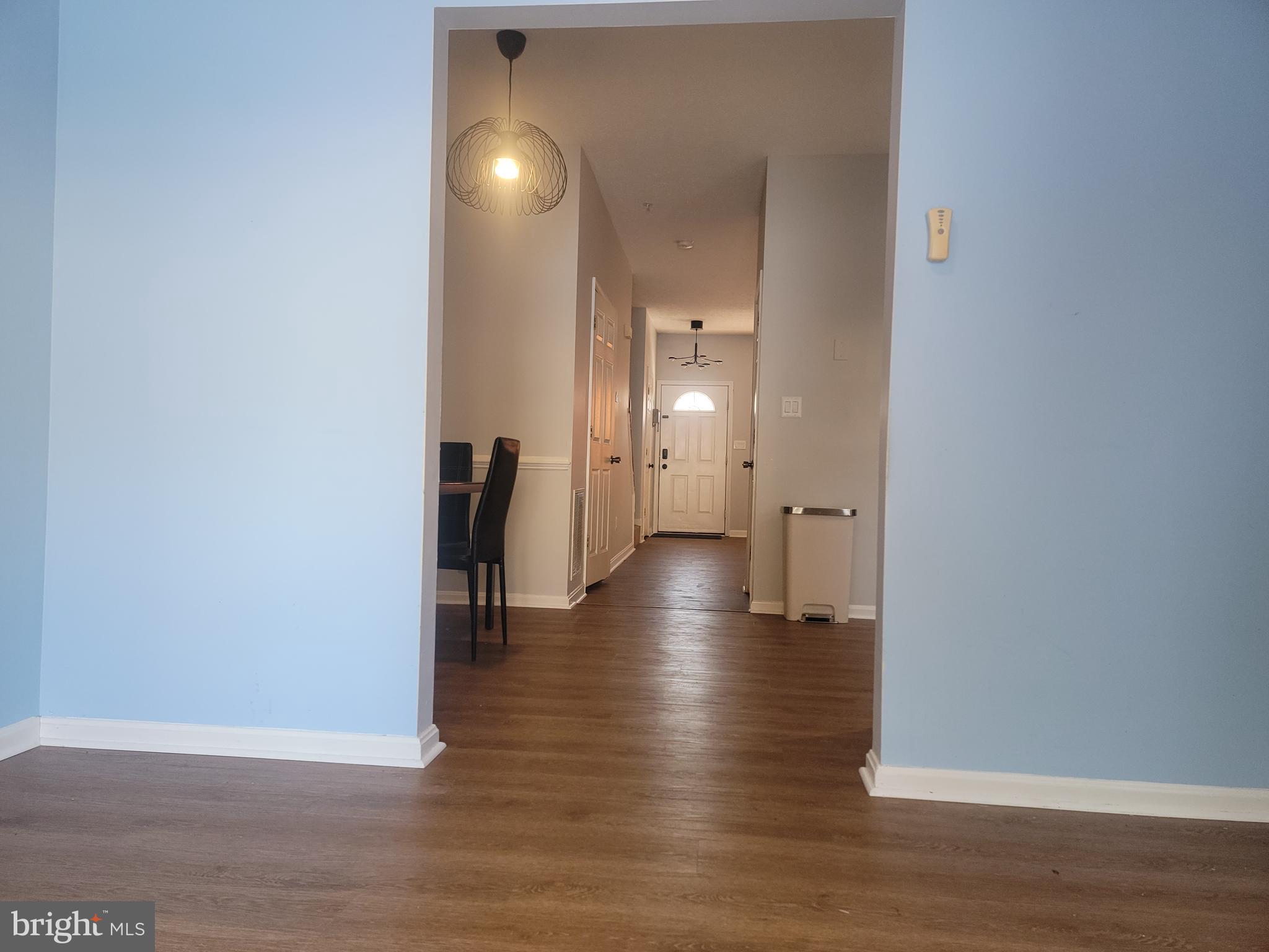 OAK COURT - Residential