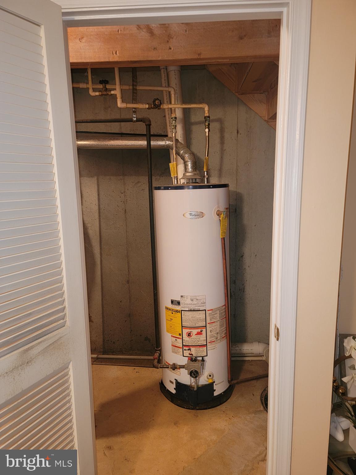 OAK COURT - Residential