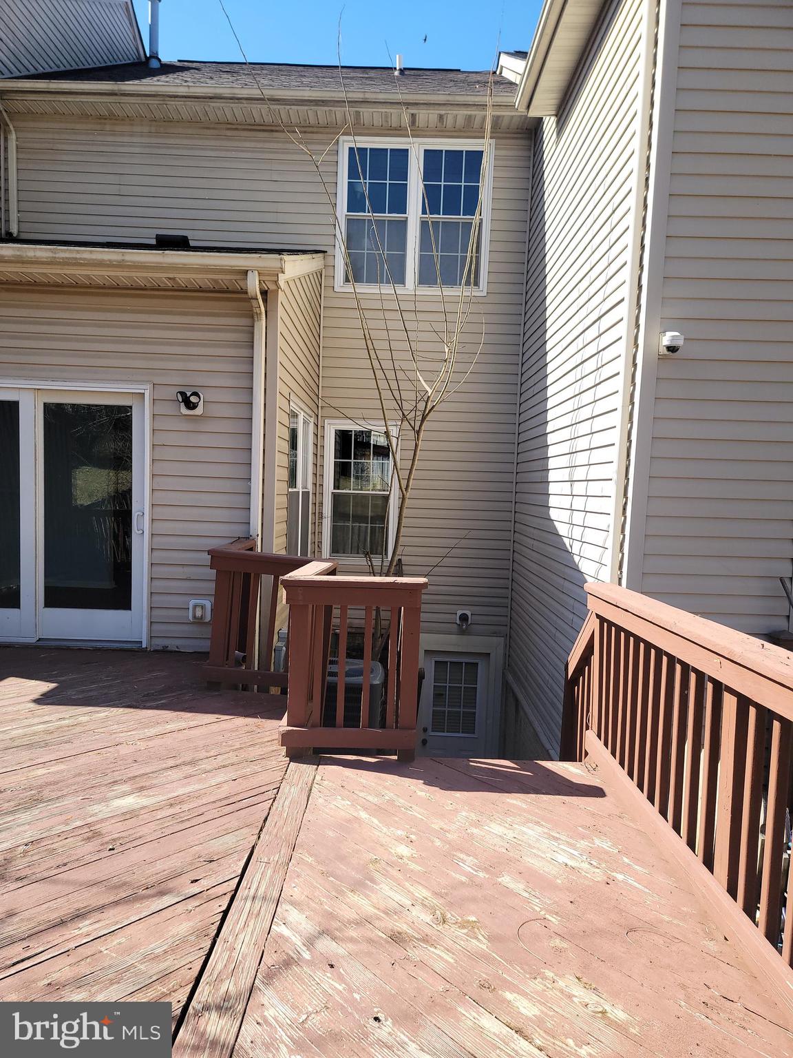 OAK COURT - Residential