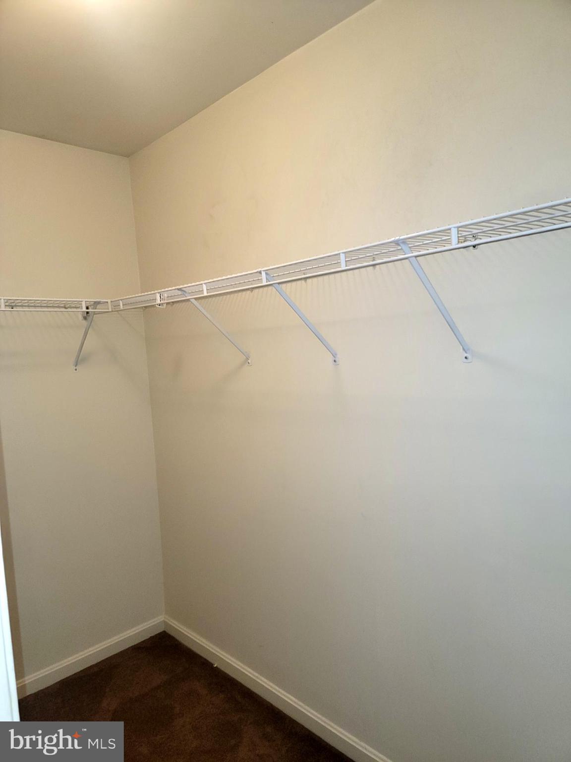 OAK COURT - Residential