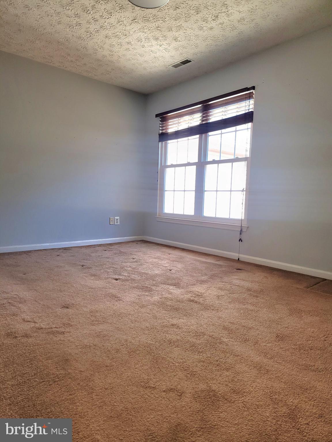 OAK COURT - Residential