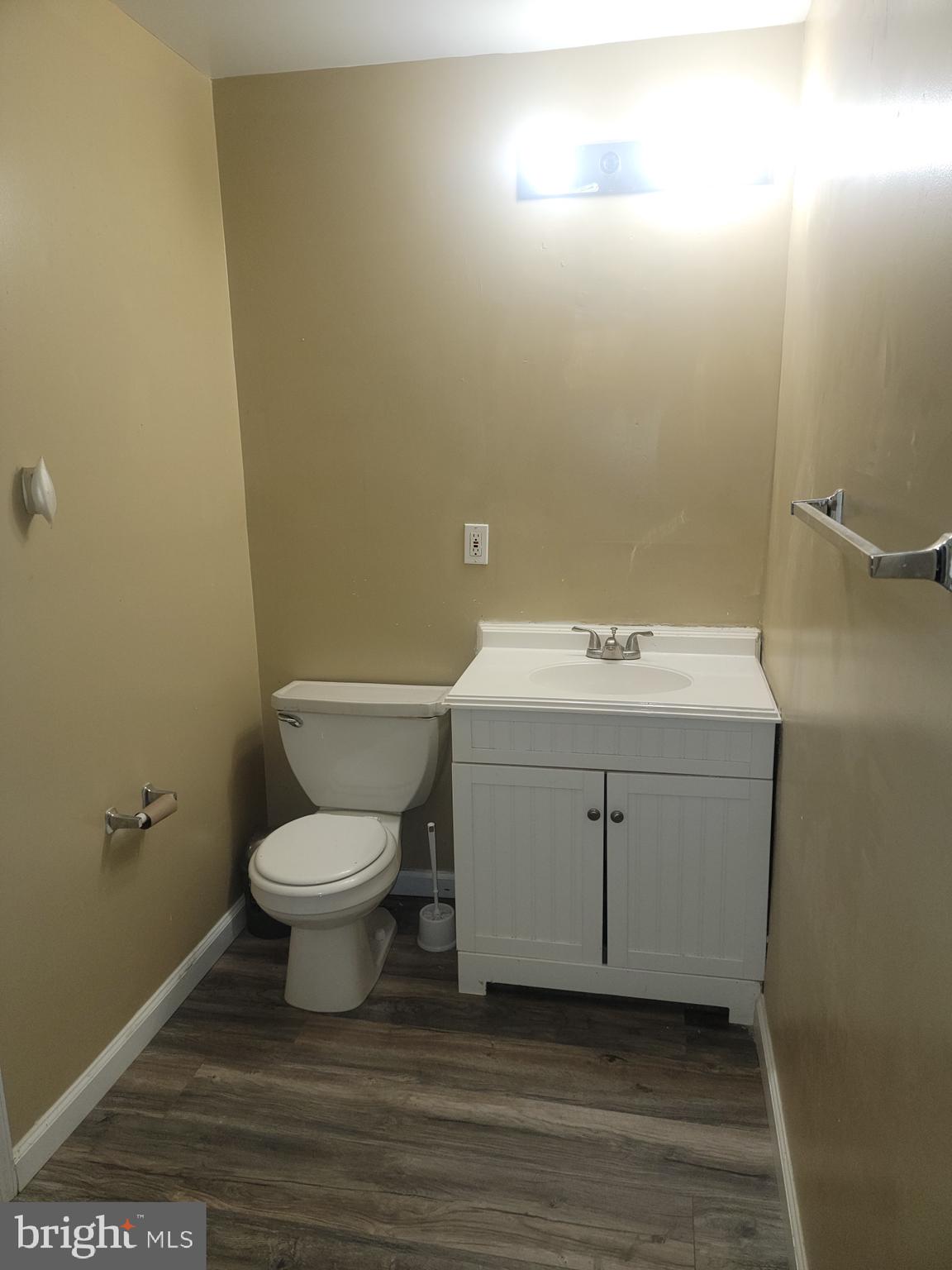 OAK COURT - Residential