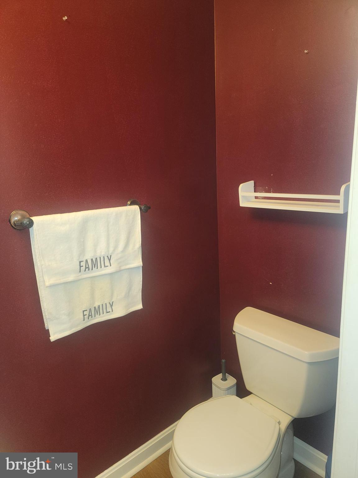 OAK COURT - Residential