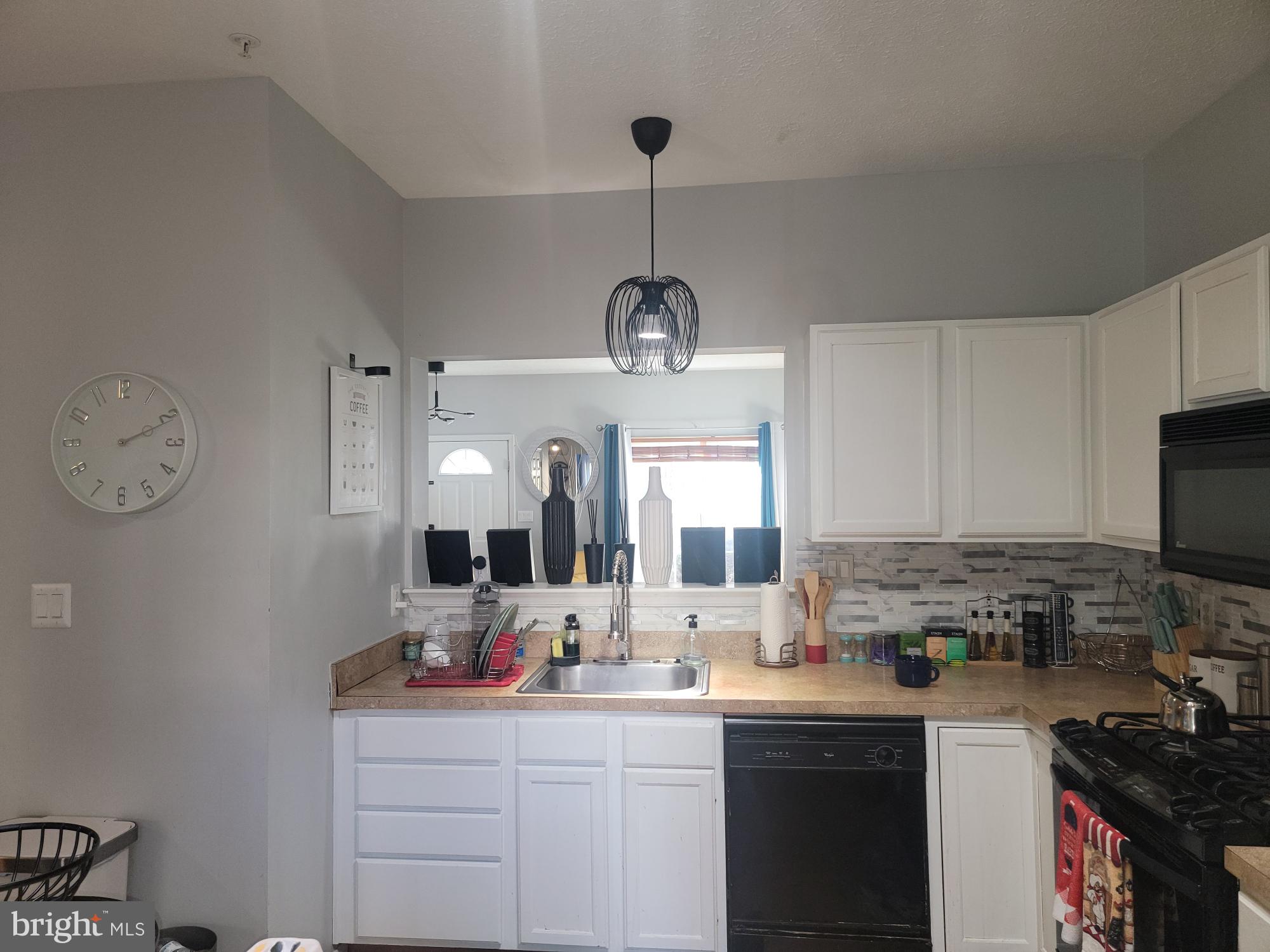 OAK COURT - Residential