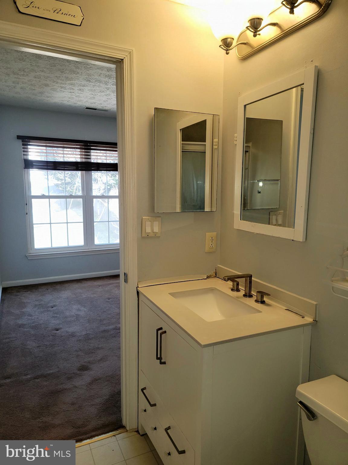 OAK COURT - Residential